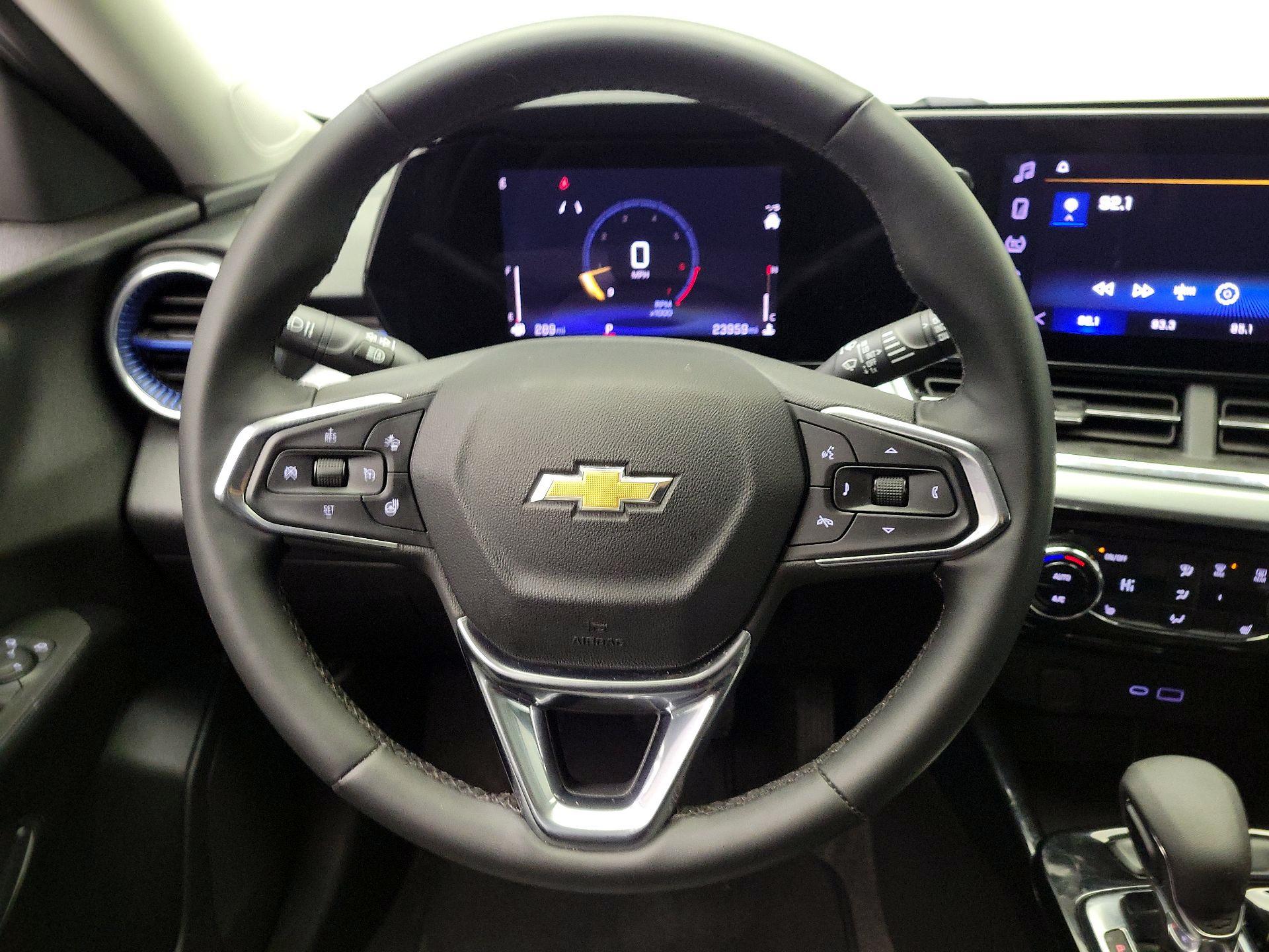 Thumbnail: 2025 Chevrolet Trax - 10