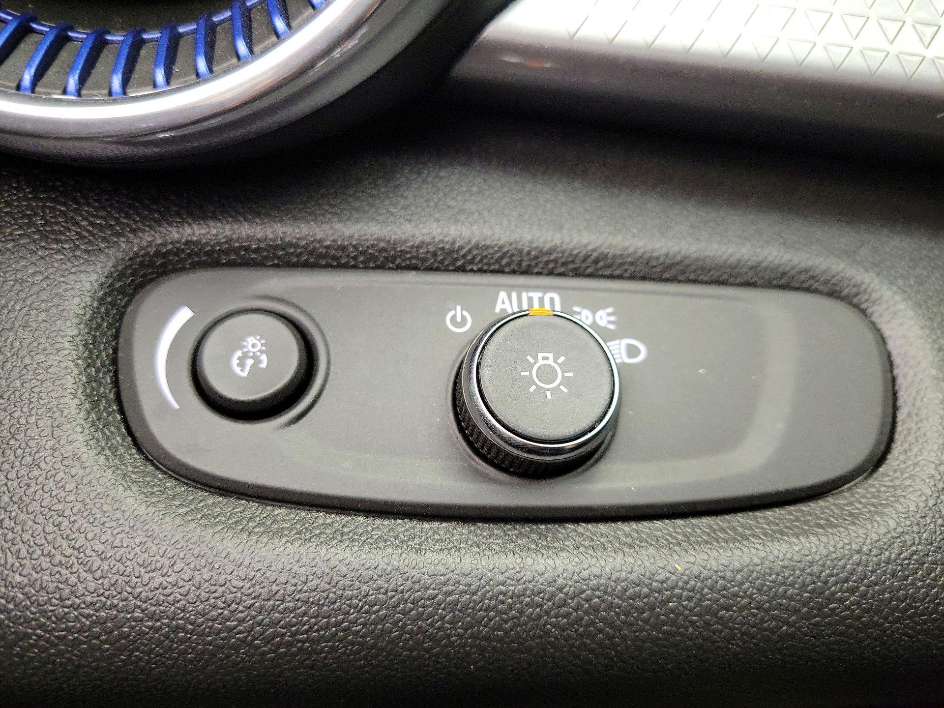 Thumbnail: 2025 Chevrolet Trax - 13