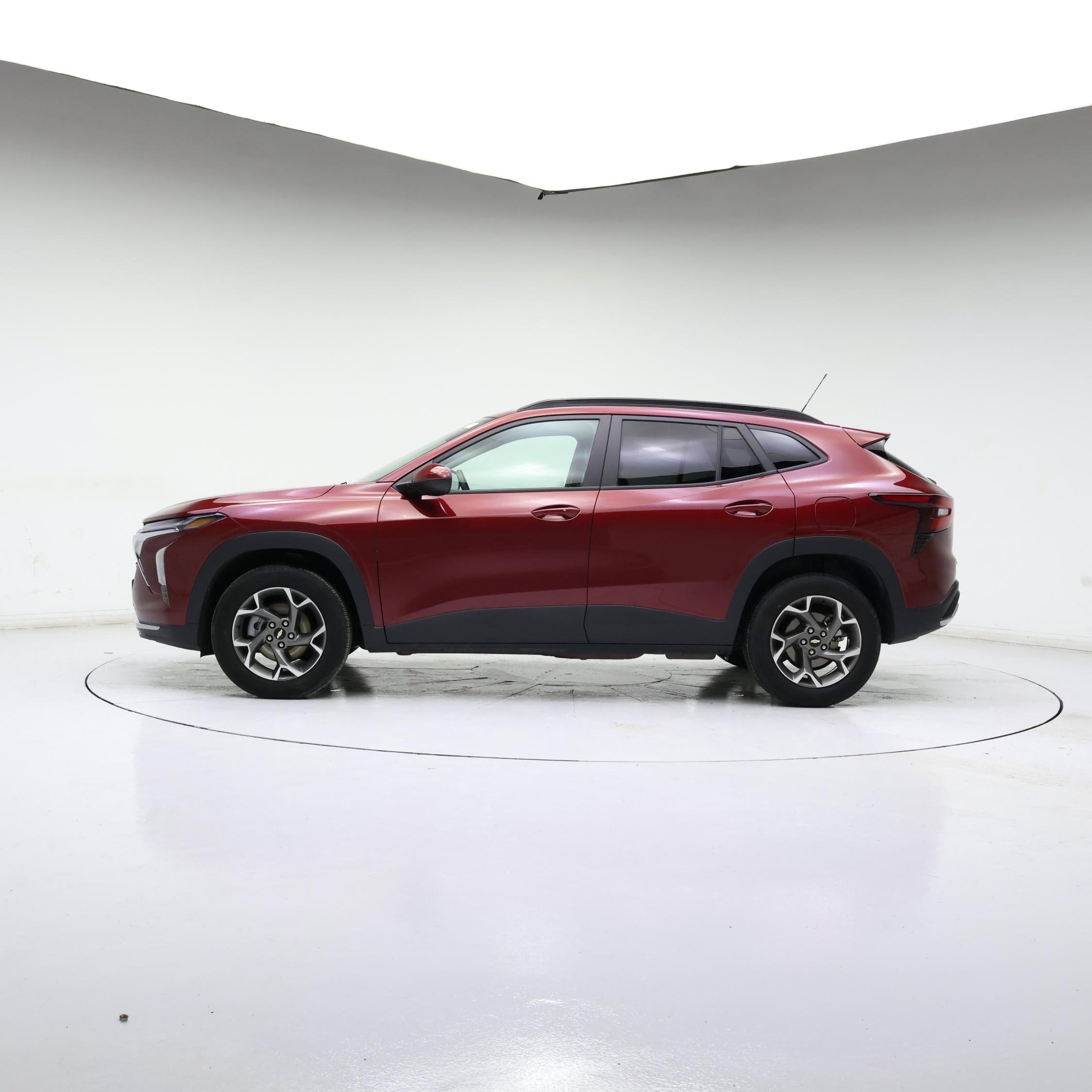 Thumbnail: 2025 Chevrolet Trax - 3