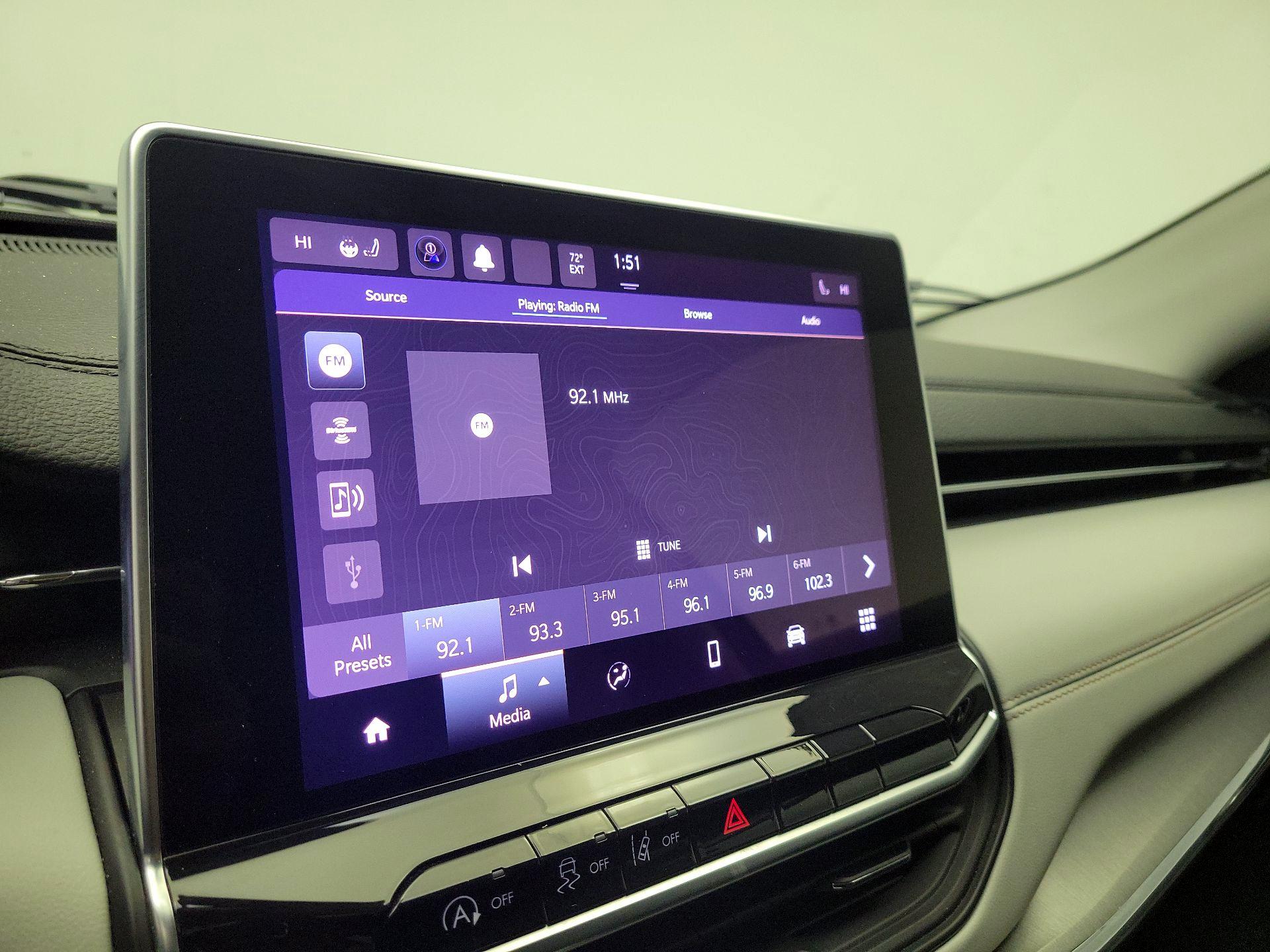 Thumbnail: 2022 Jeep Compass - 15