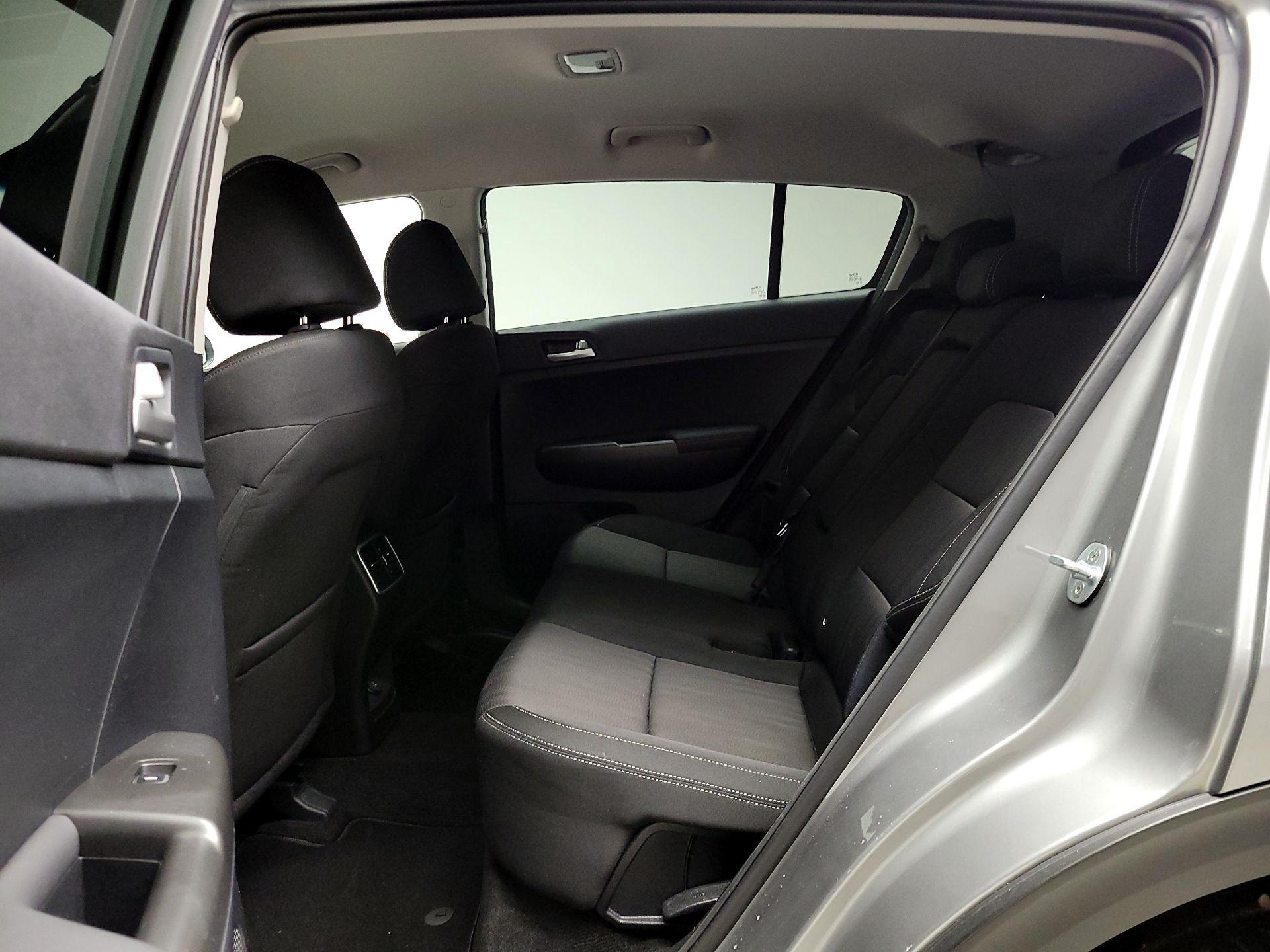 Thumbnail: 2020 Kia Sportage - 19