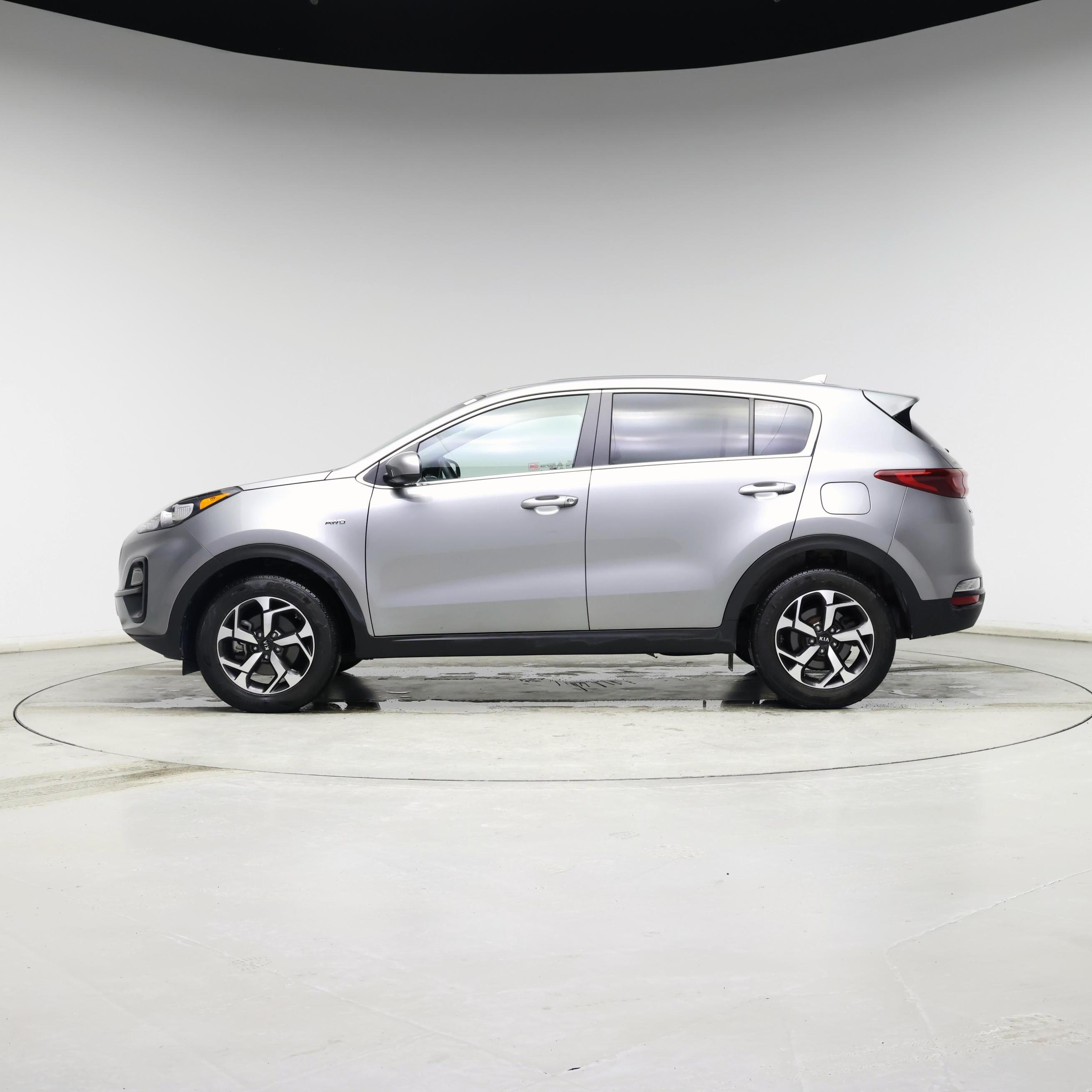 Thumbnail: 2020 Kia Sportage - 3