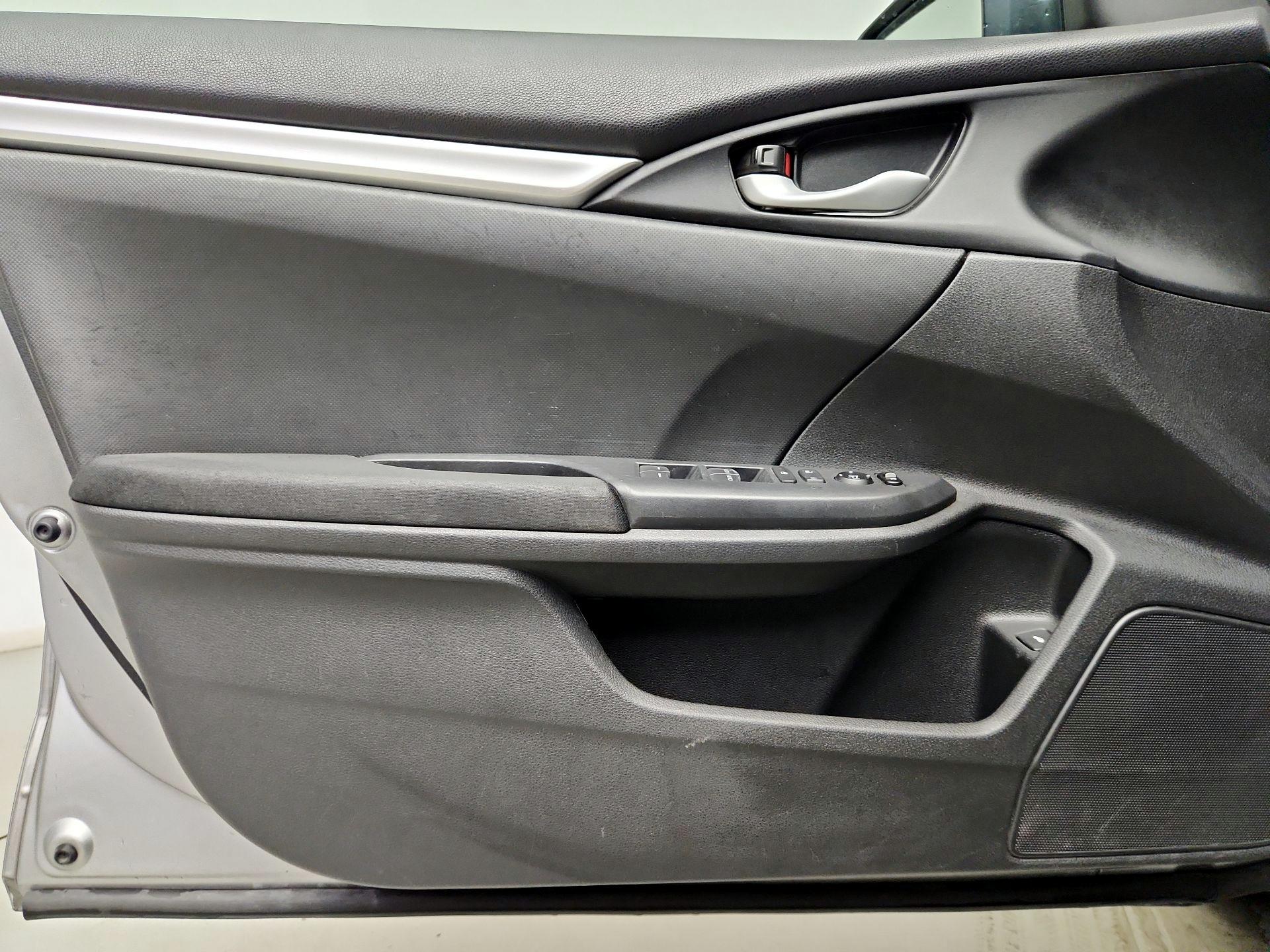 Thumbnail: 2019 Honda Civic - 12