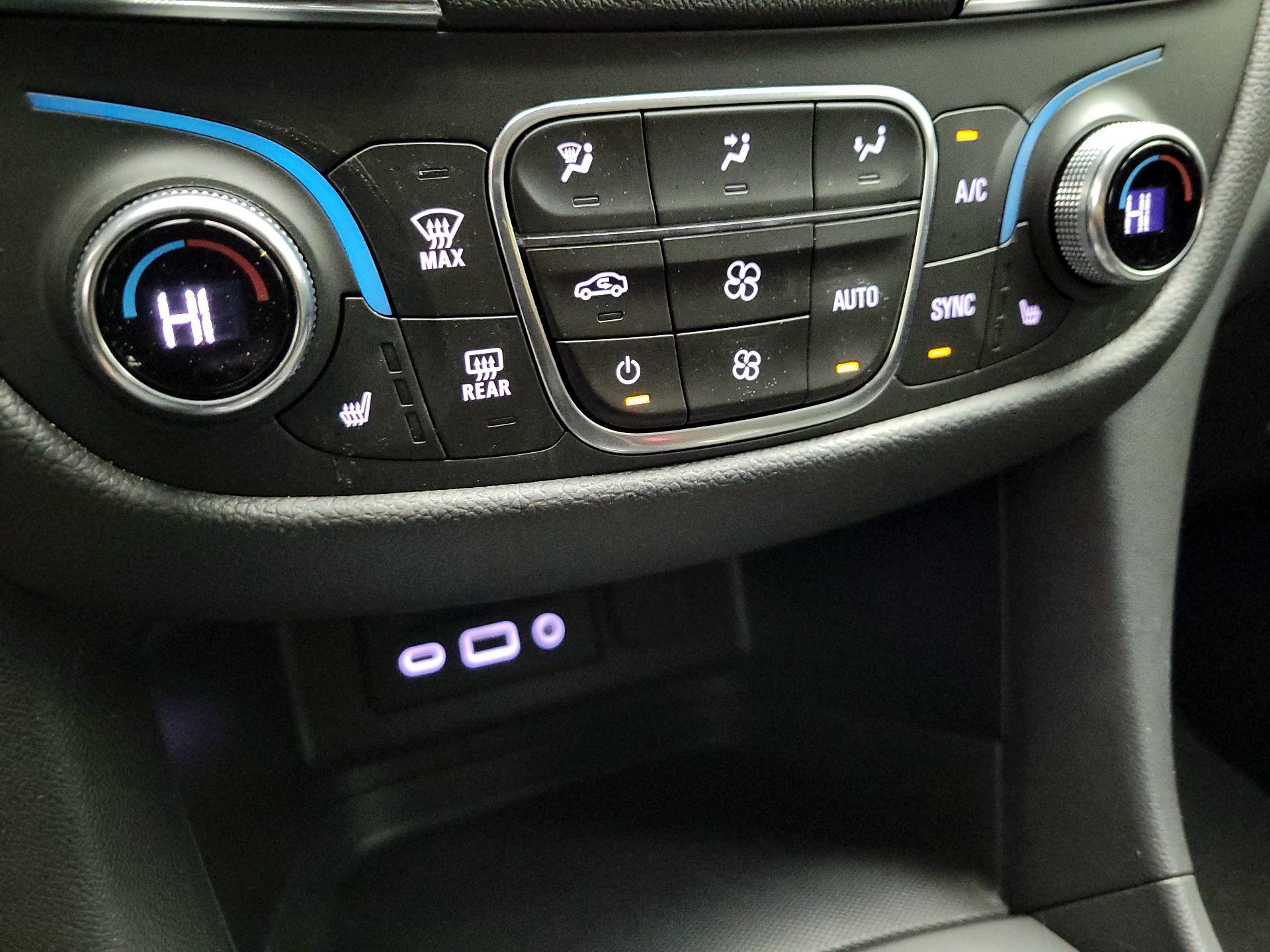 Thumbnail: 2024 Chevrolet Equinox - 15