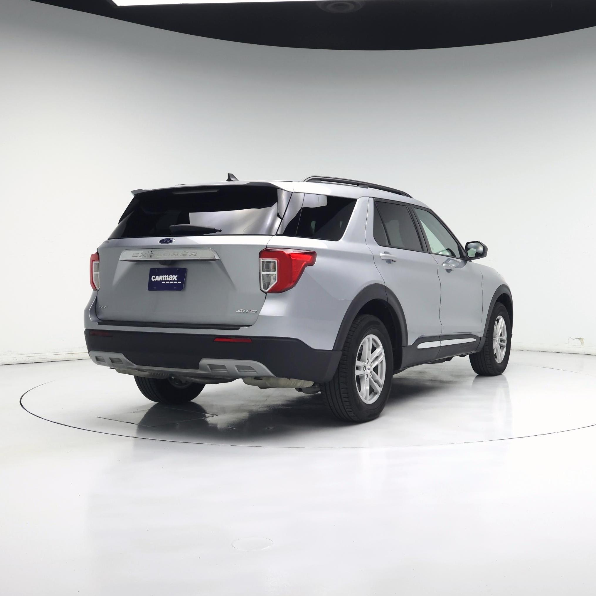 Thumbnail: 2023 Ford Explorer - 8