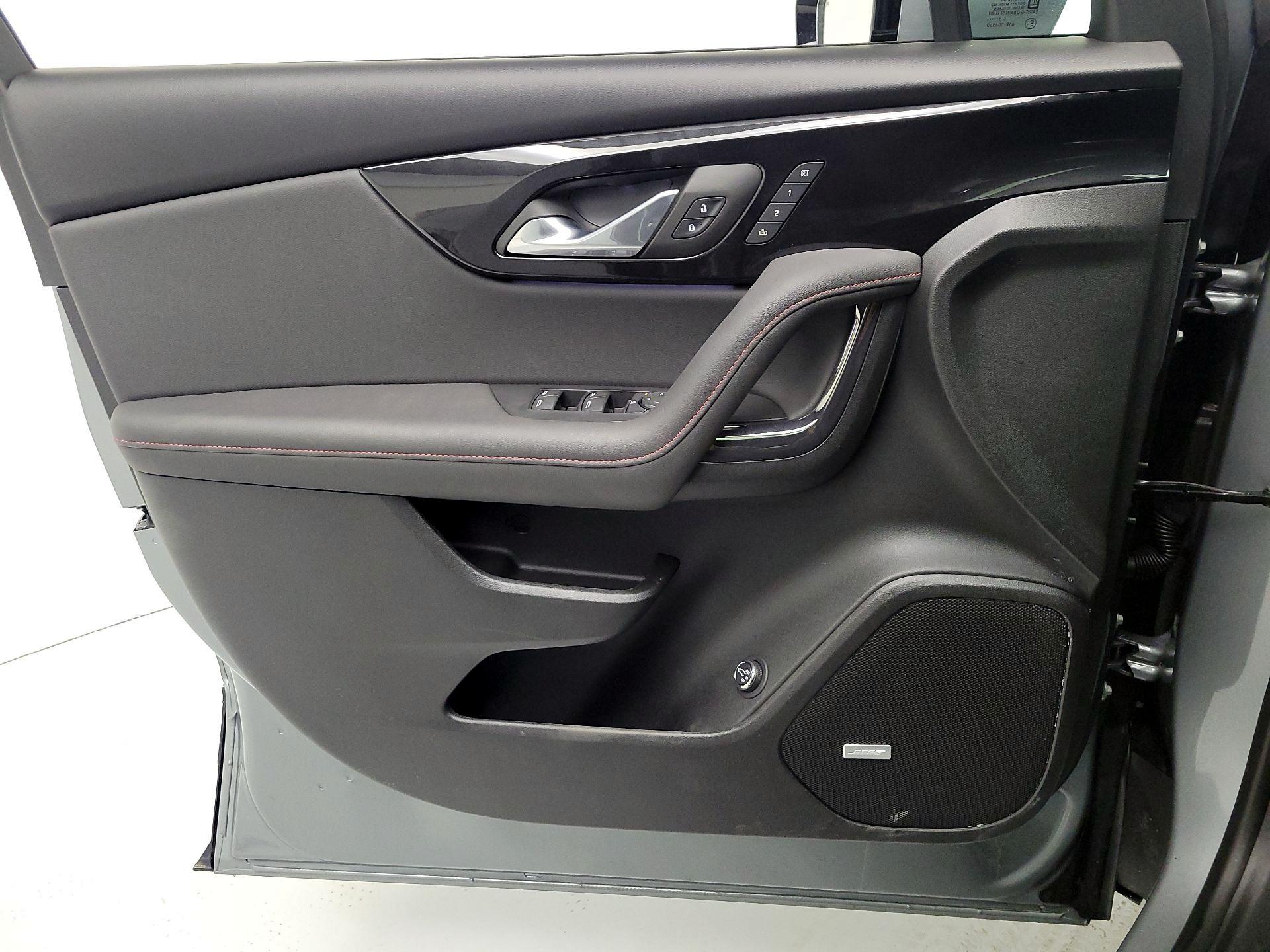 Thumbnail: 2025 Chevrolet Blazer - 12