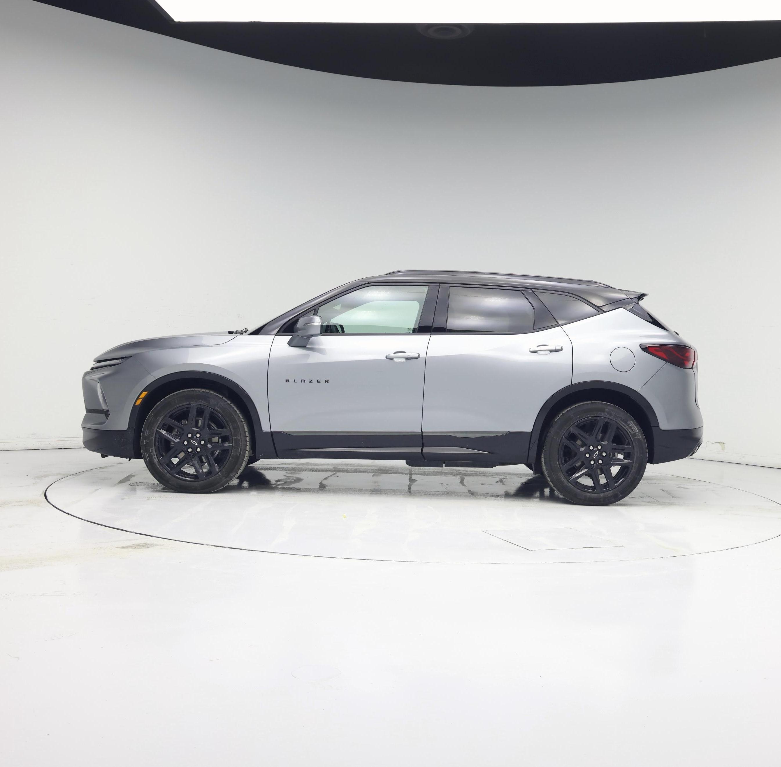 Thumbnail: 2025 Chevrolet Blazer - 3