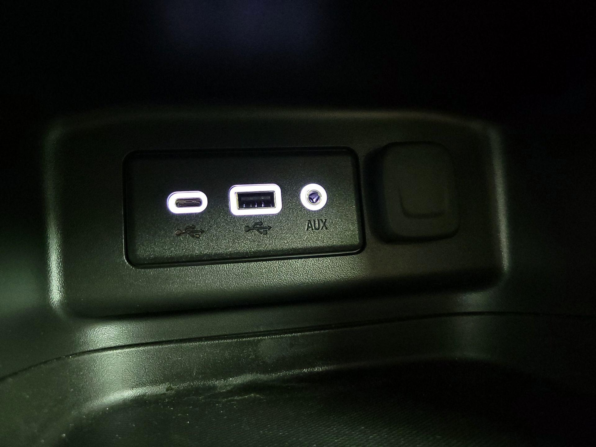 Thumbnail: 2024 Chevrolet Equinox - 18