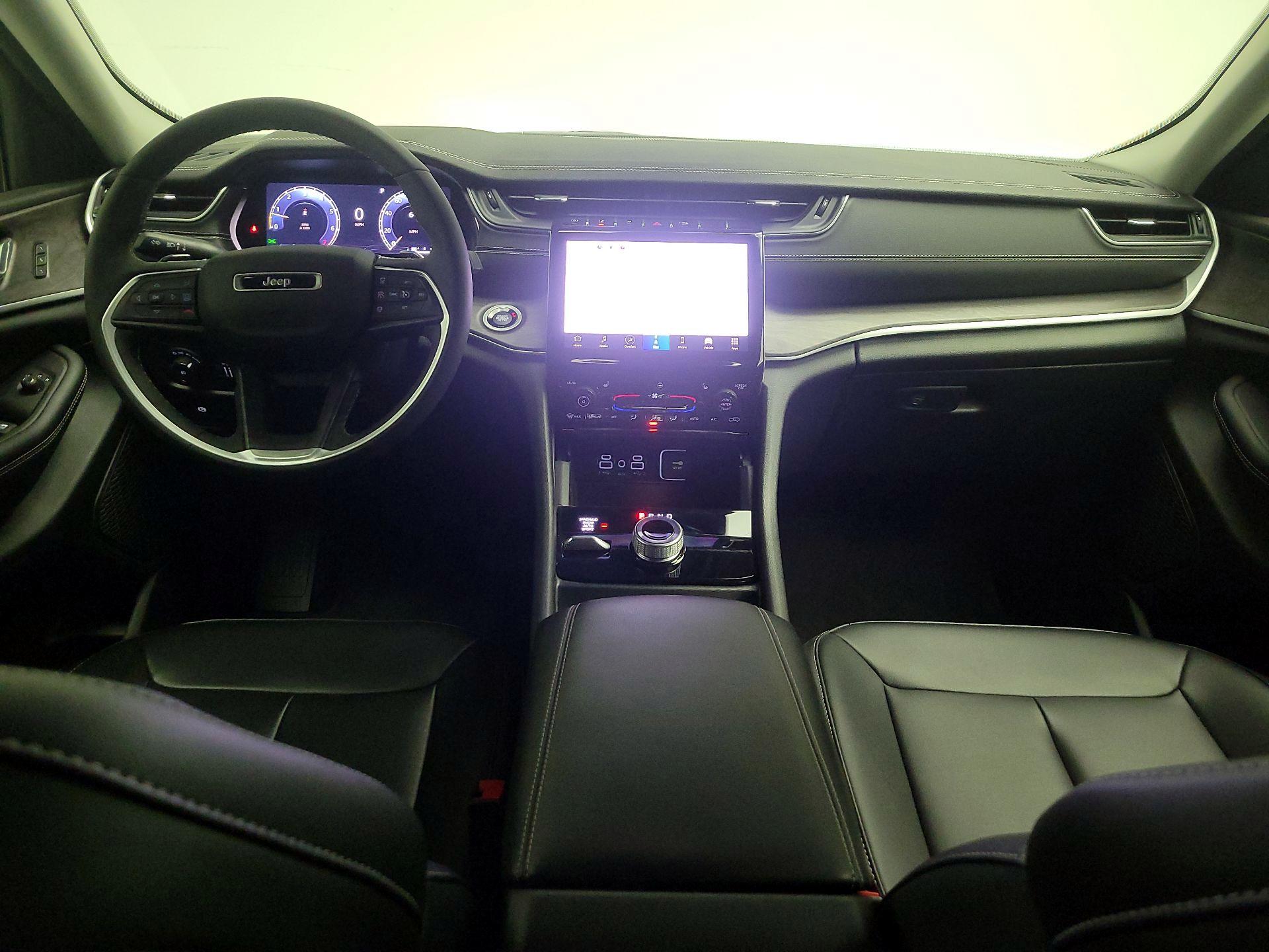 Thumbnail: 2024 Jeep Grand Cherokee - 9