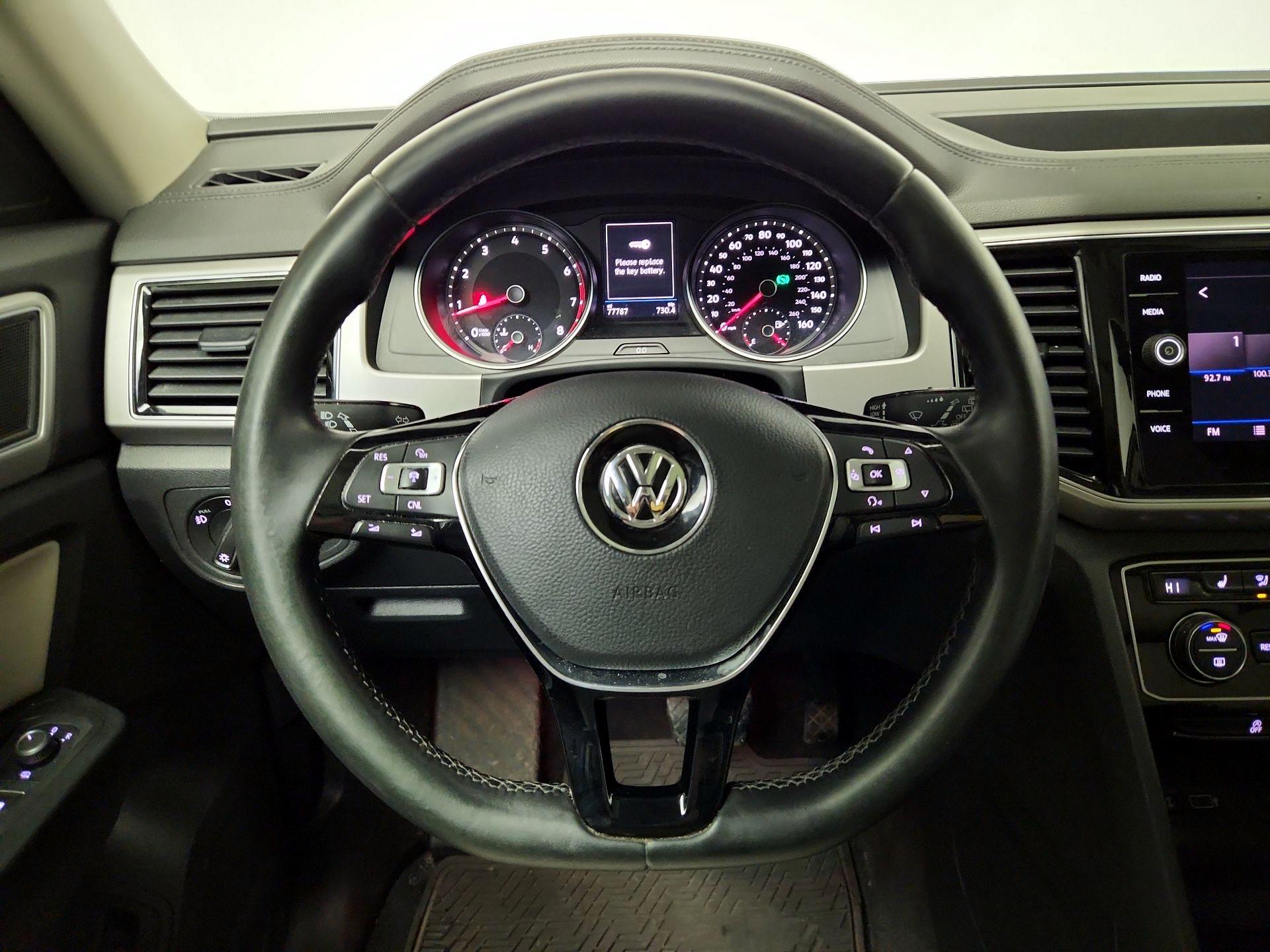 Thumbnail: 2018 Volkswagen Atlas - 10