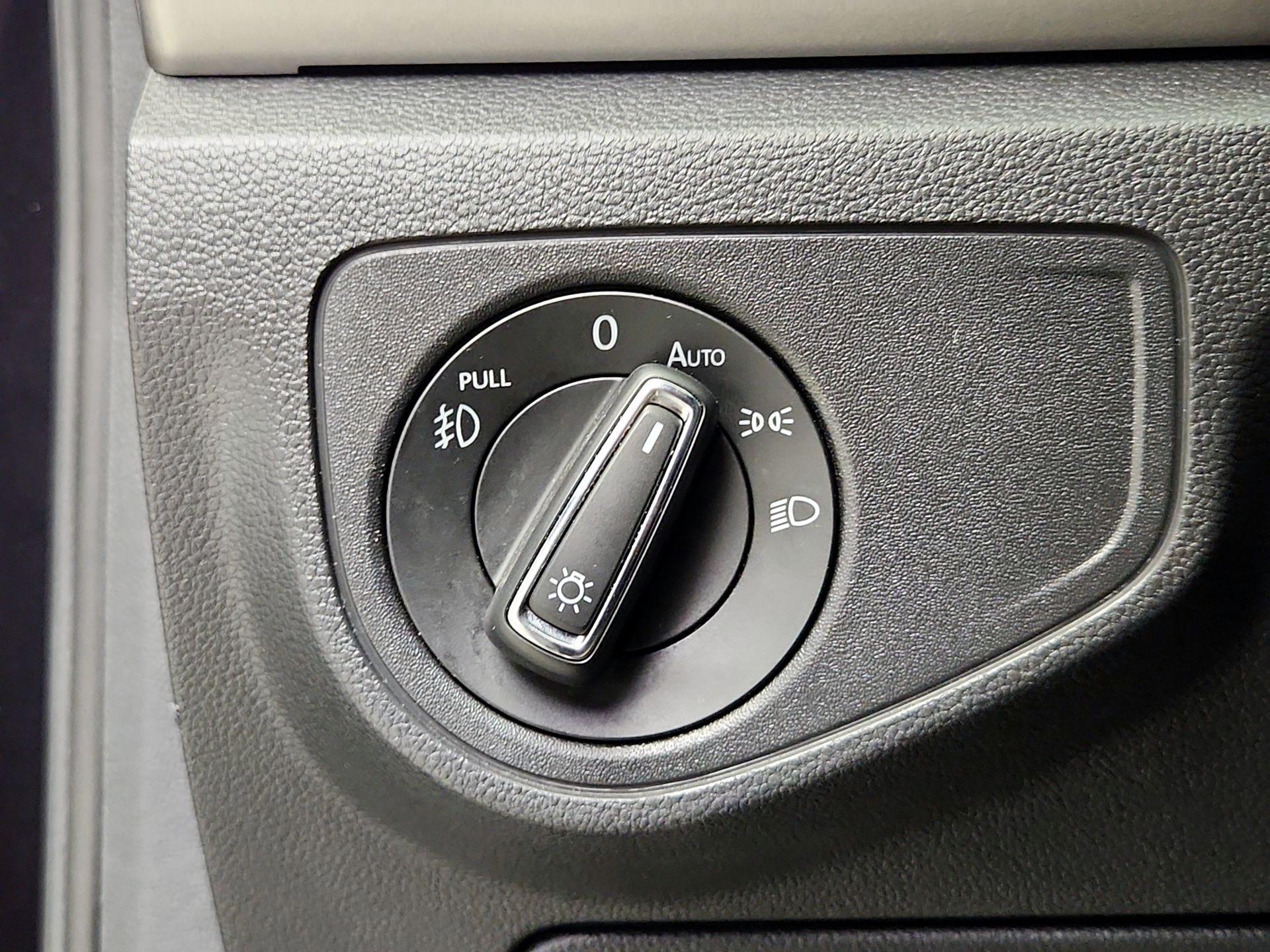 Thumbnail: 2018 Volkswagen Atlas - 13