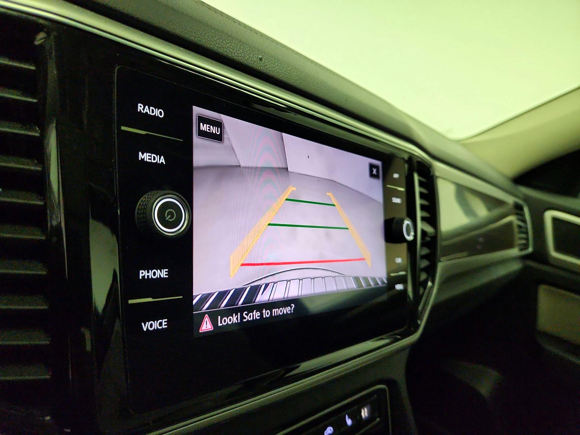 Thumbnail: 2018 Volkswagen Atlas - 14