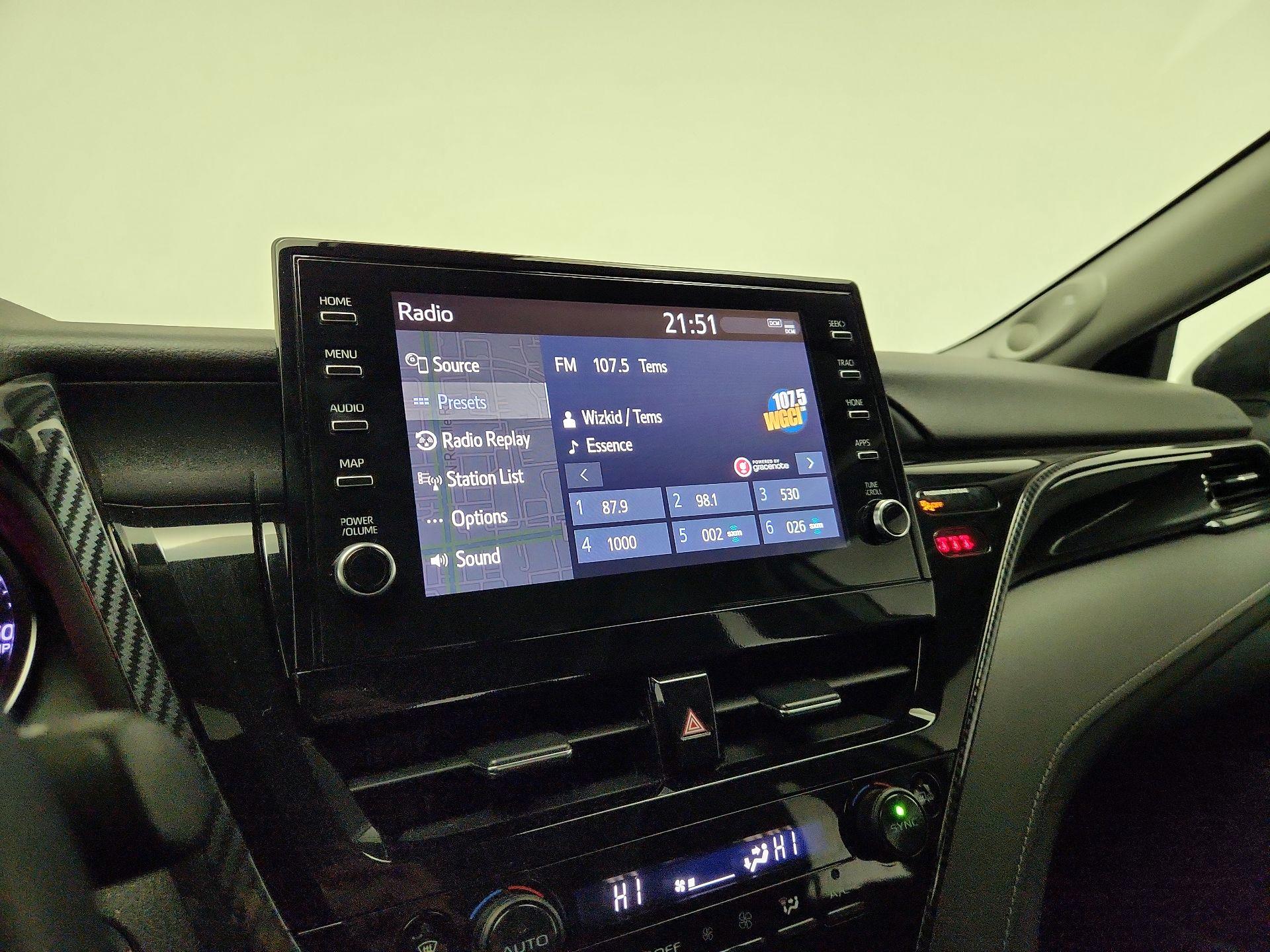 Thumbnail: 2022 Toyota Camry - 16