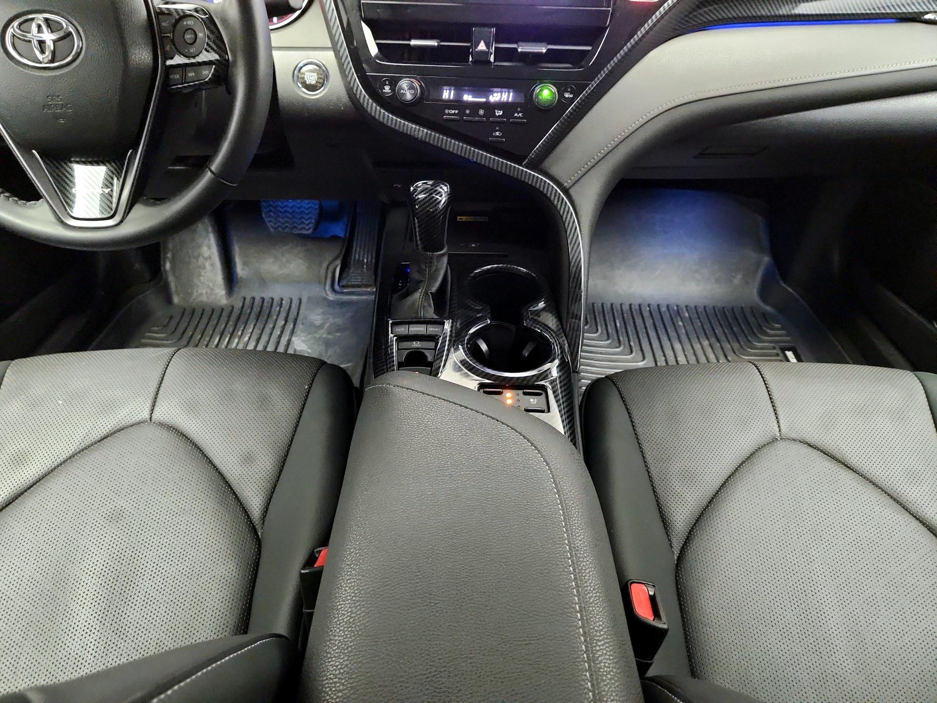 Thumbnail: 2022 Toyota Camry - 18