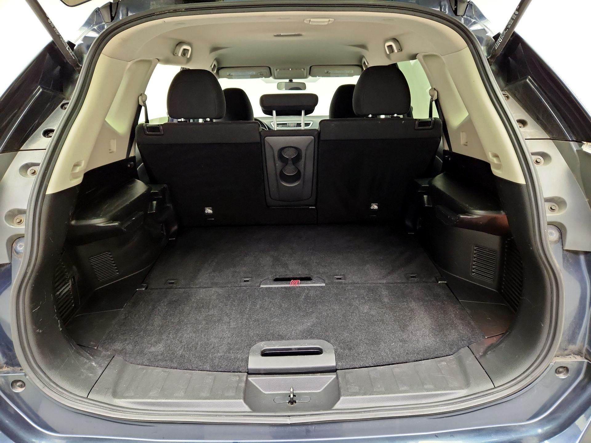 Thumbnail: 2016 Nissan Rogue - 20
