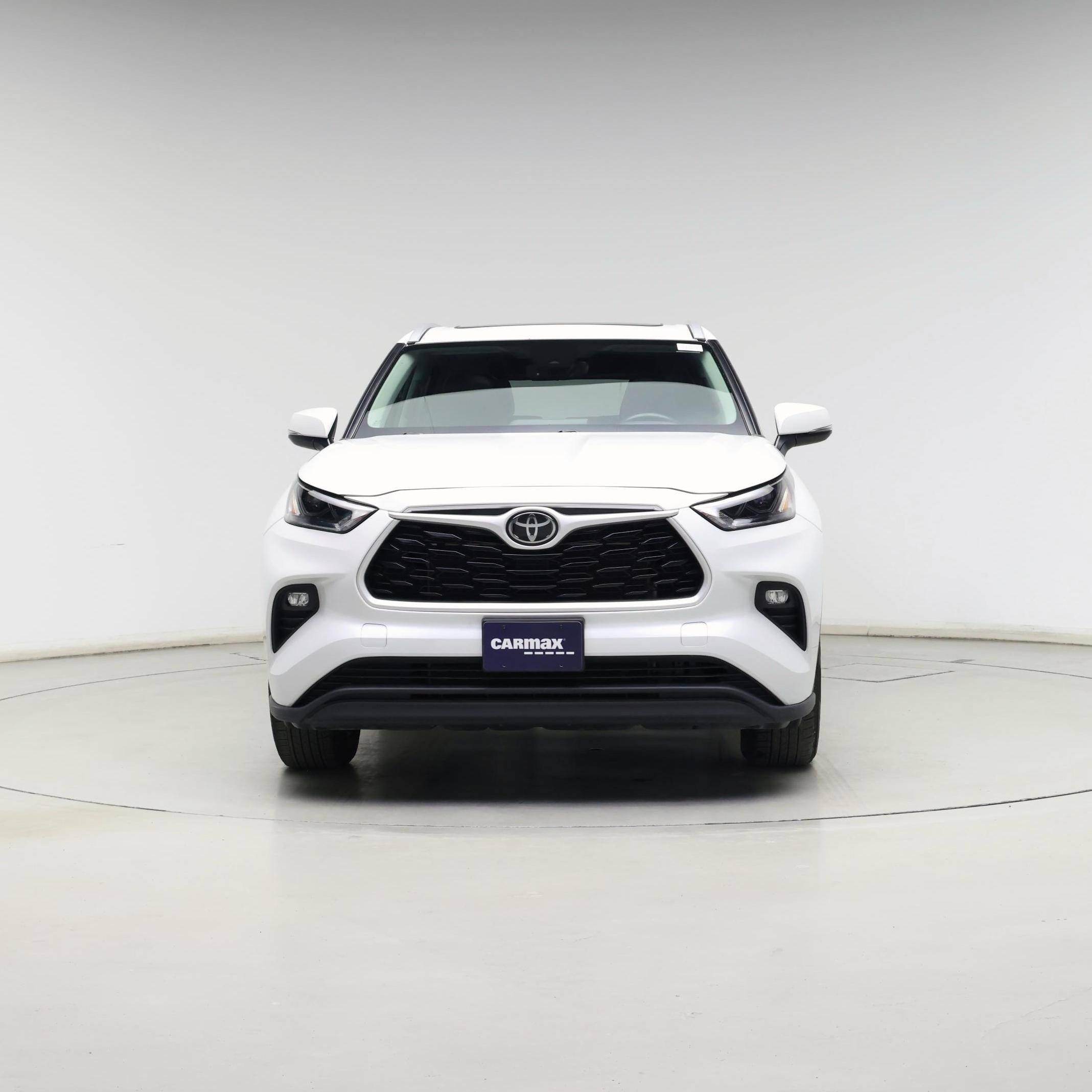 Thumbnail: 2023 Toyota Highlander - 5