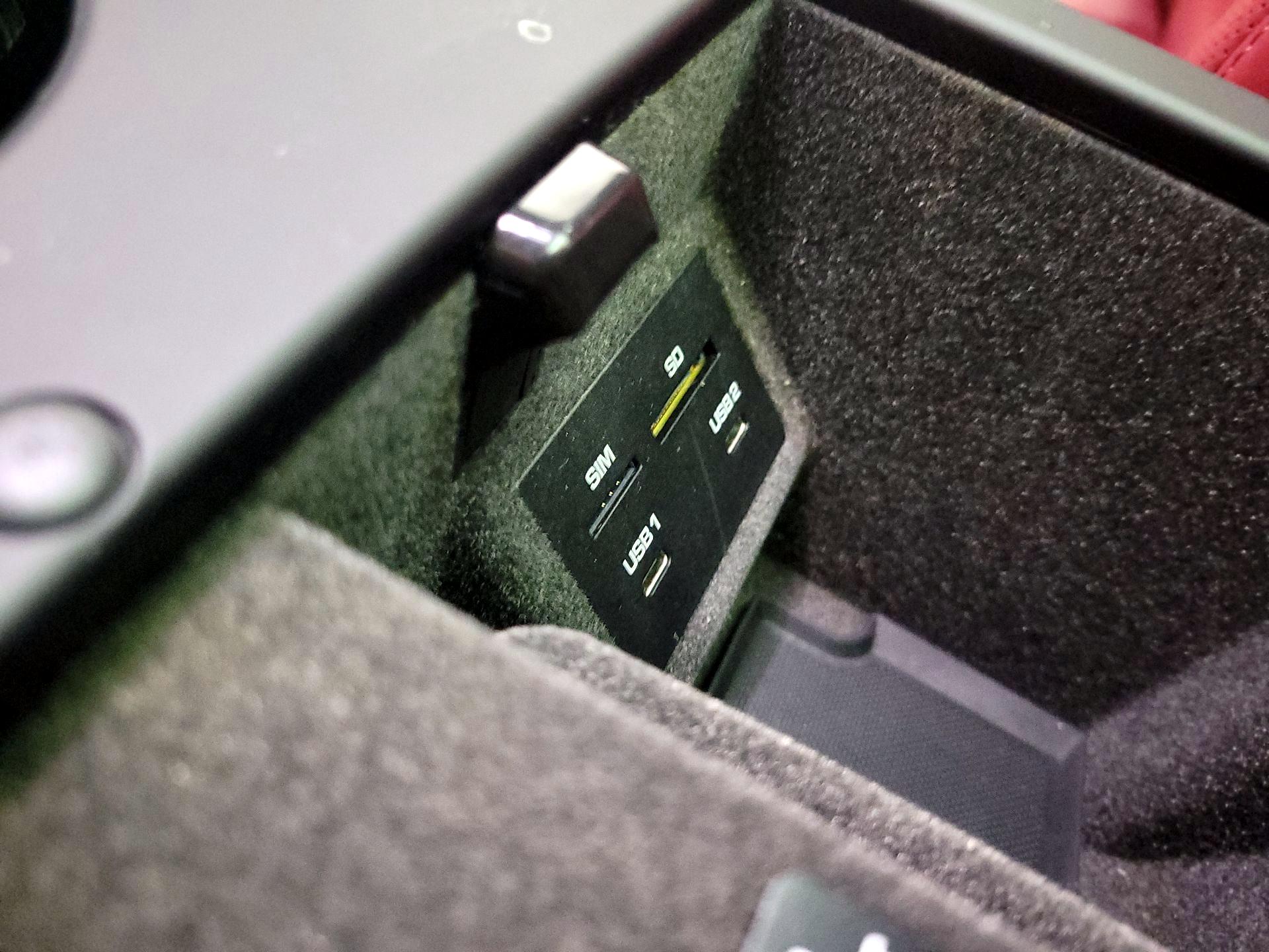 Thumbnail: 2023 Porsche Macan - 19