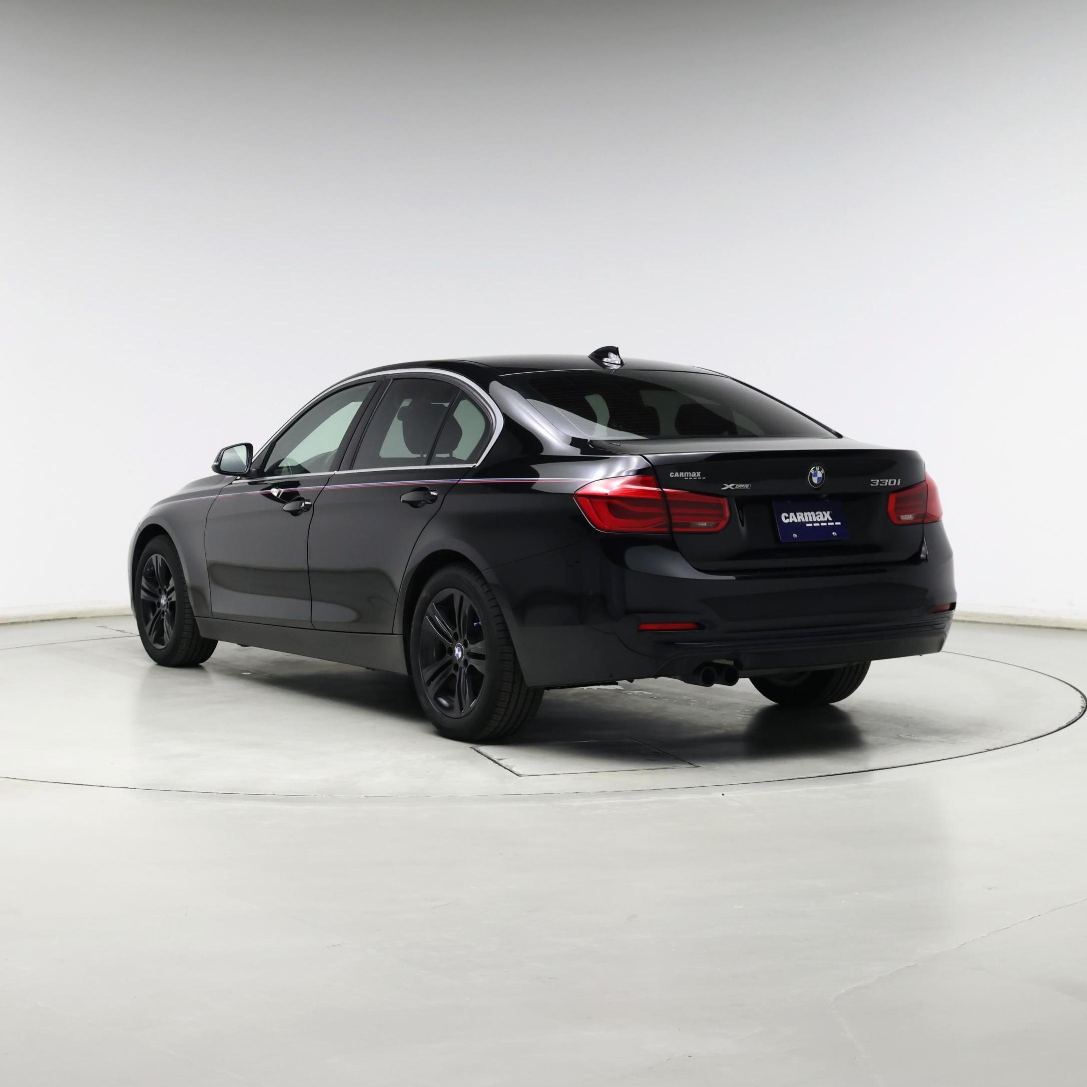 Thumbnail: 2018 BMW 3 Series - 2