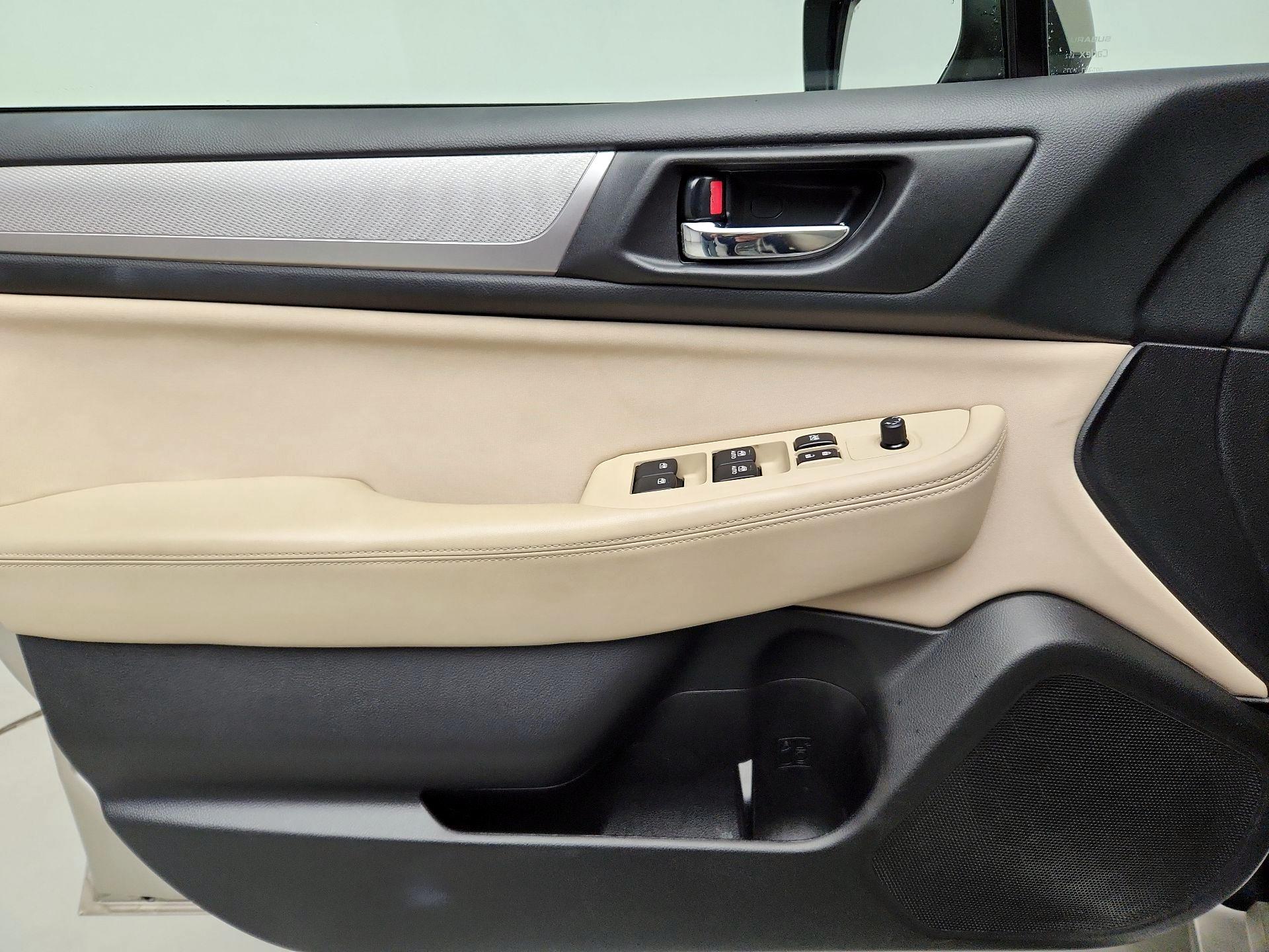 Thumbnail: 2015 Subaru Legacy - 12