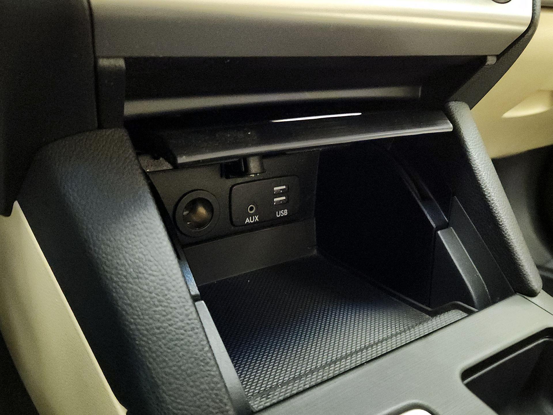 Thumbnail: 2015 Subaru Legacy - 18