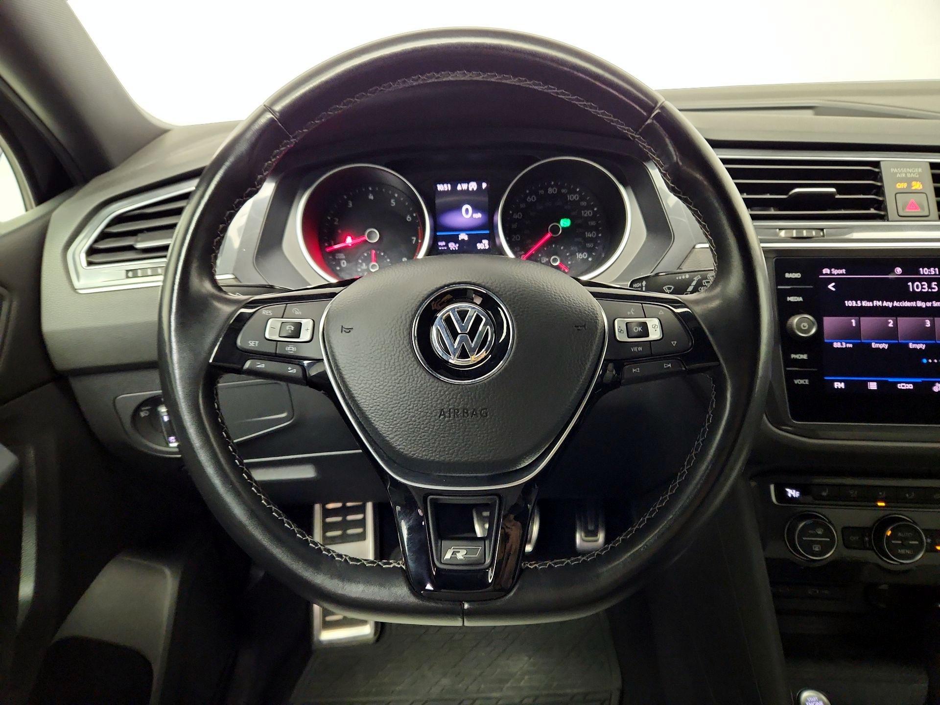 Thumbnail: 2021 Volkswagen Tiguan - 10