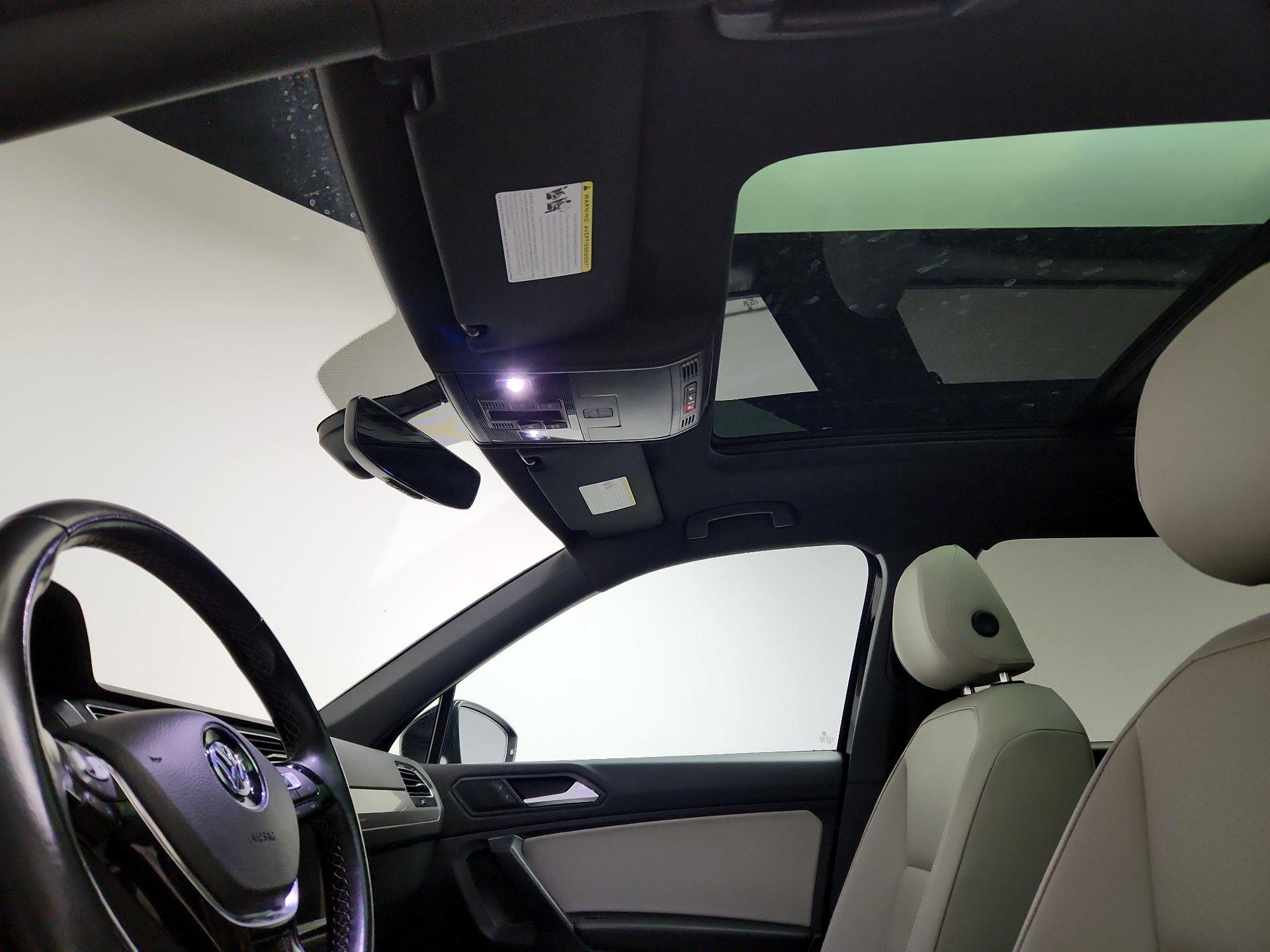 Thumbnail: 2021 Volkswagen Tiguan - 19