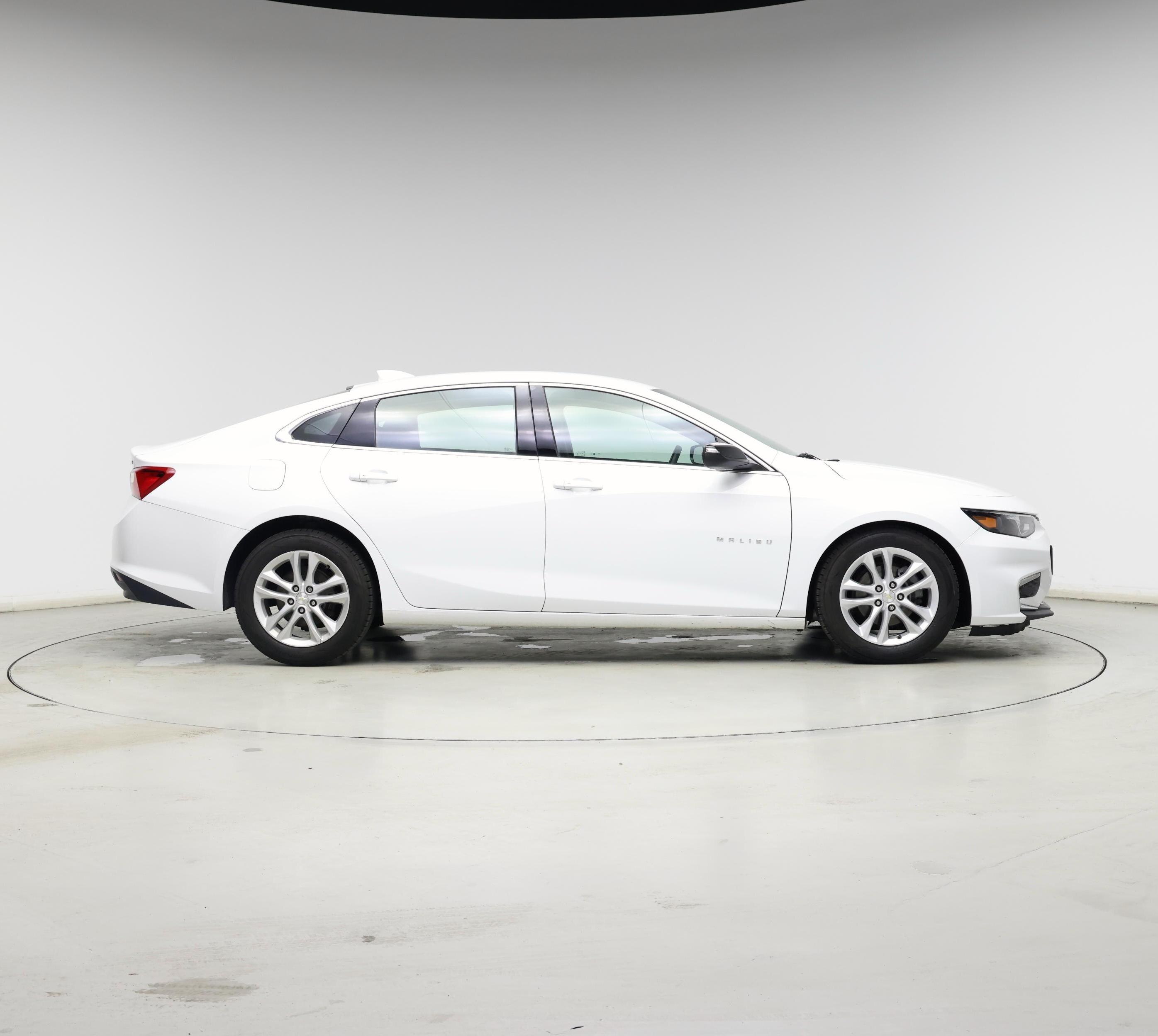 Thumbnail: 2017 Chevrolet Malibu - 7