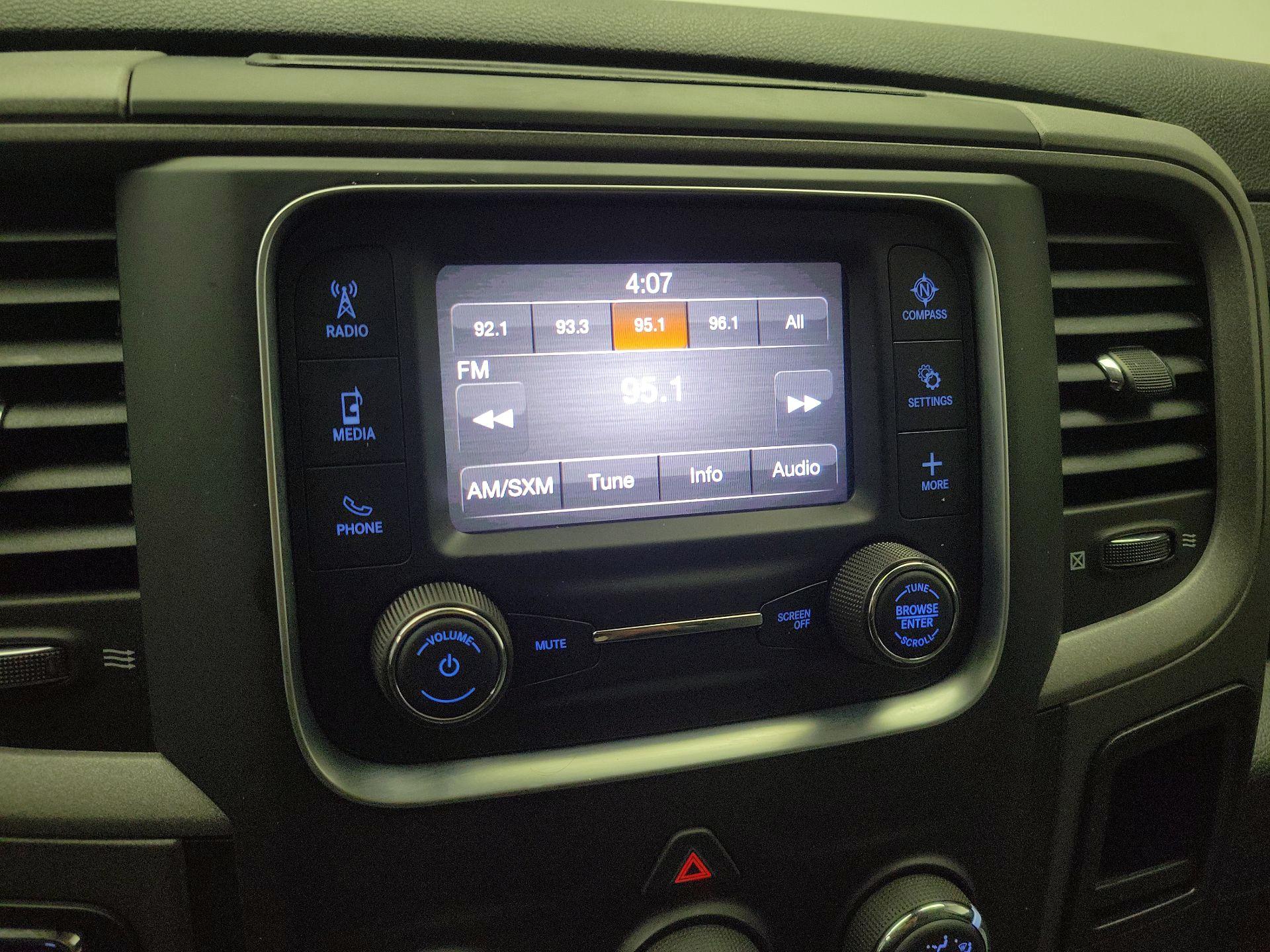 Thumbnail: 2022 RAM 1500 Classic - 15