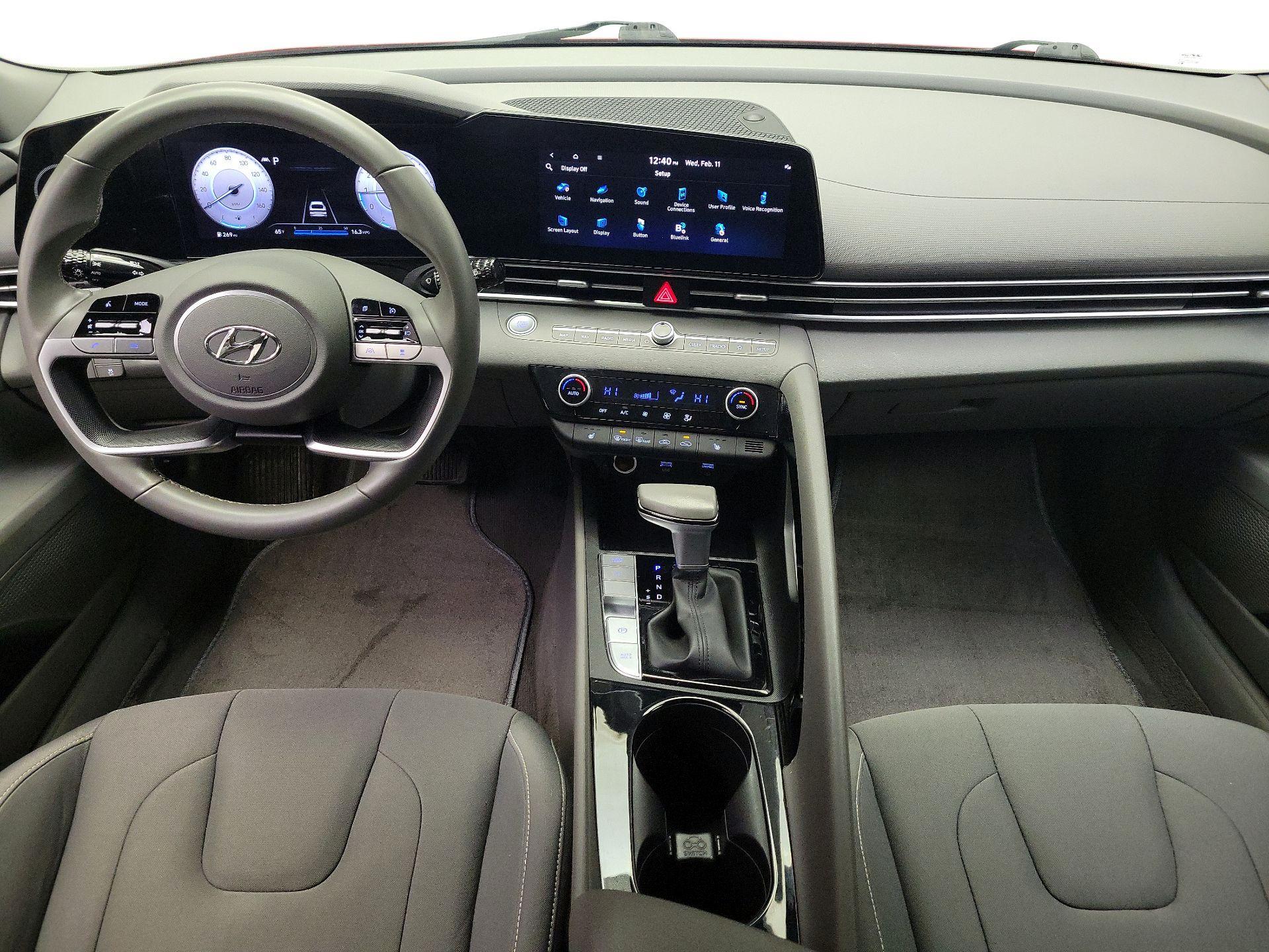 Thumbnail: 2023 Hyundai Elantra - 9