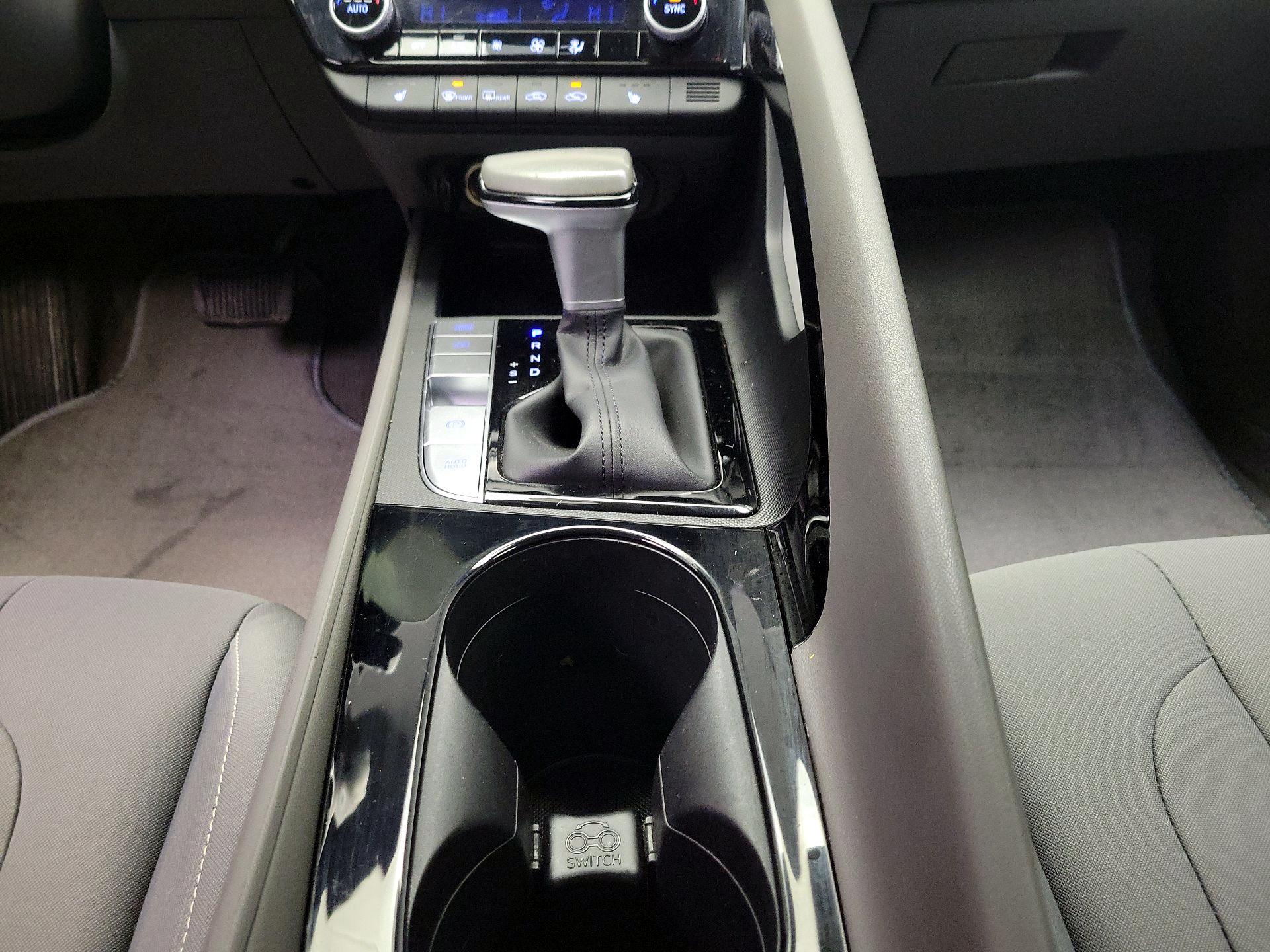 Thumbnail: 2023 Hyundai Elantra - 18