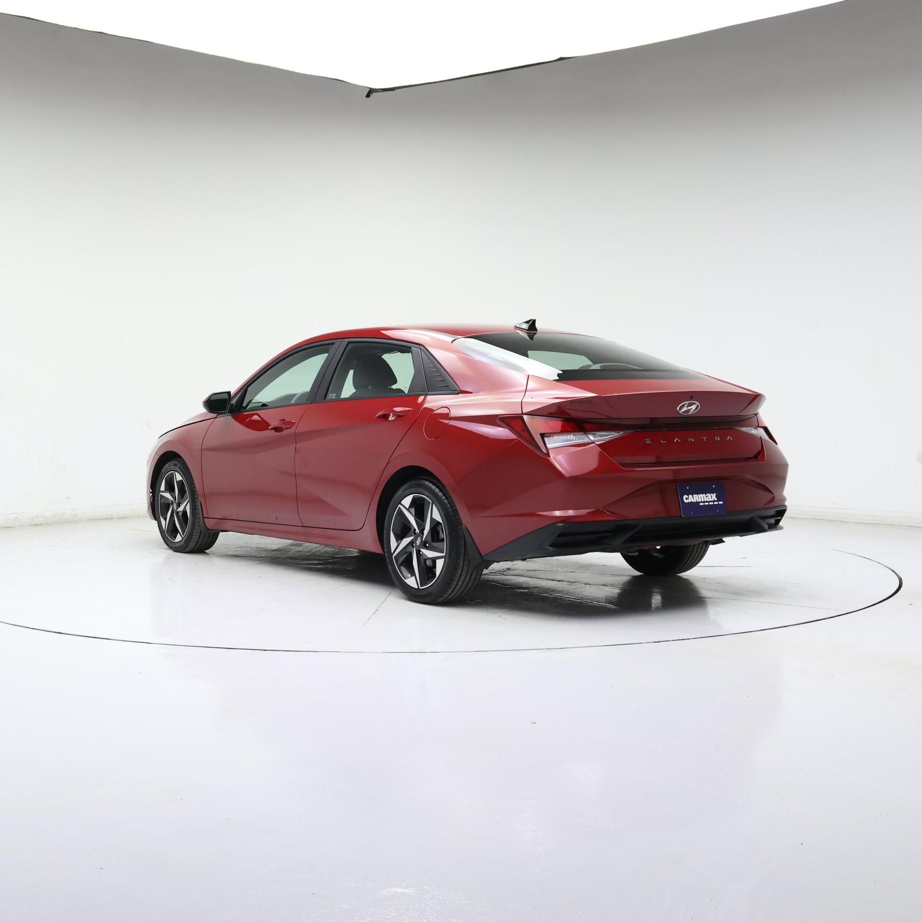 Thumbnail: 2023 Hyundai Elantra - 2