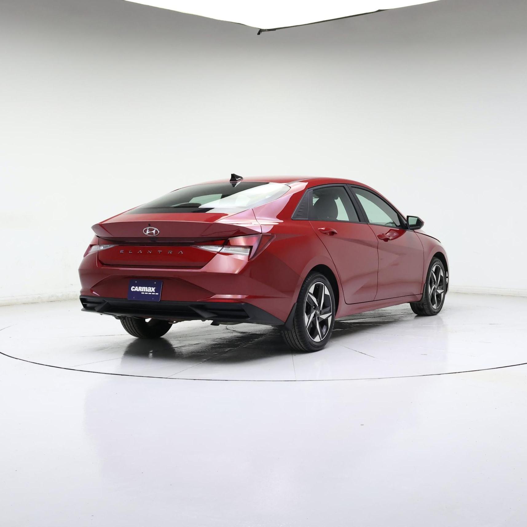 Thumbnail: 2023 Hyundai Elantra - 8