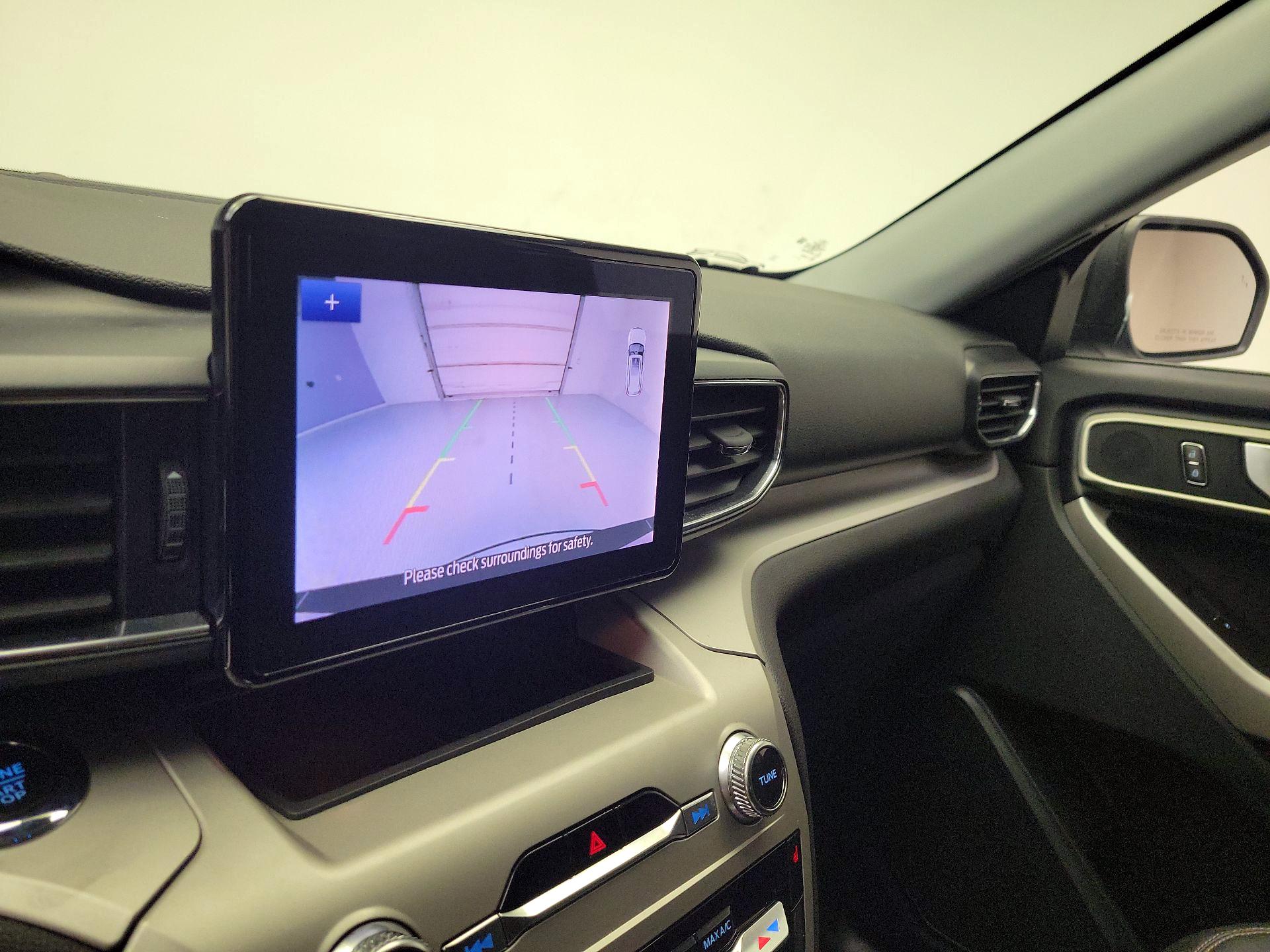 Thumbnail: 2023 Ford Explorer - 15