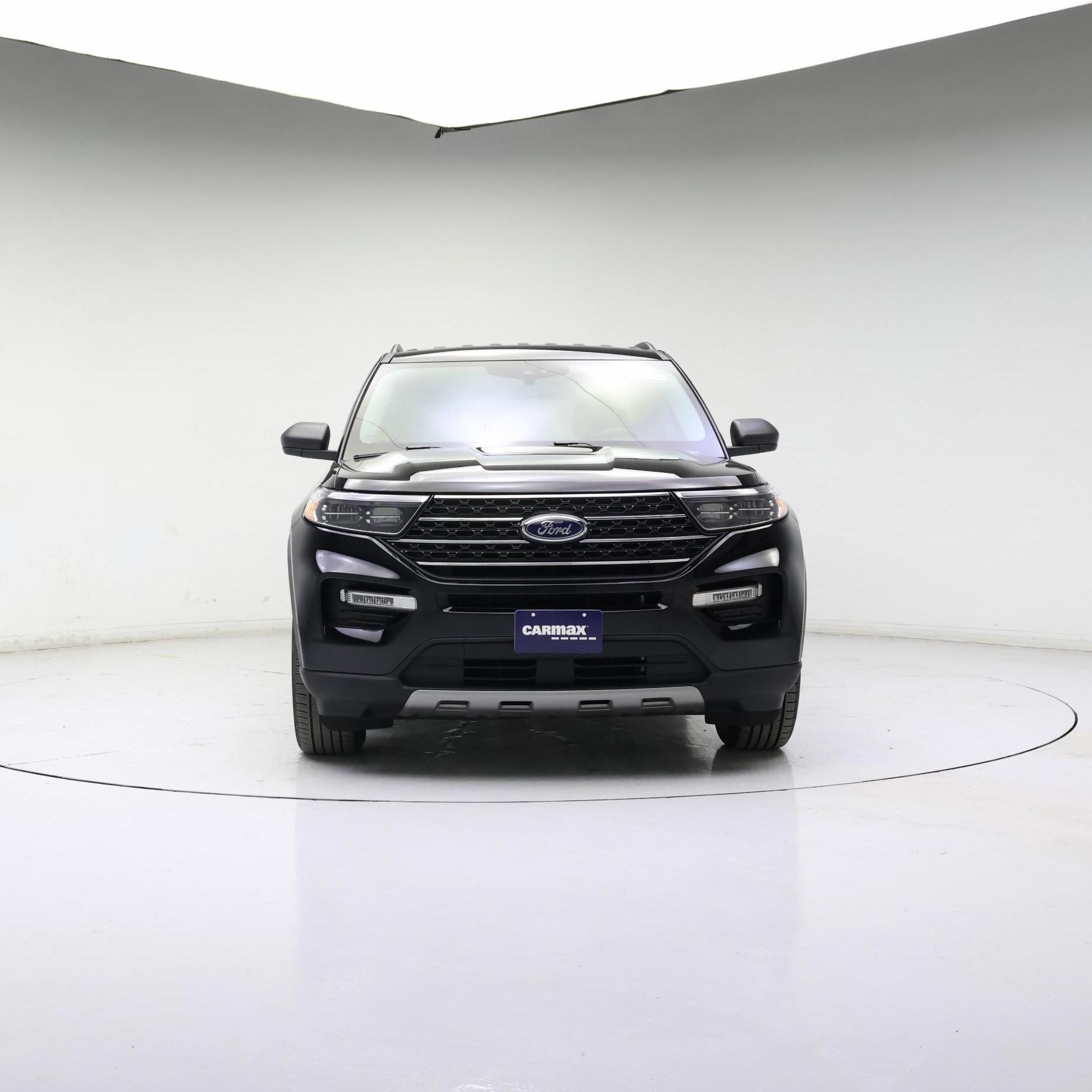 Thumbnail: 2023 Ford Explorer - 5