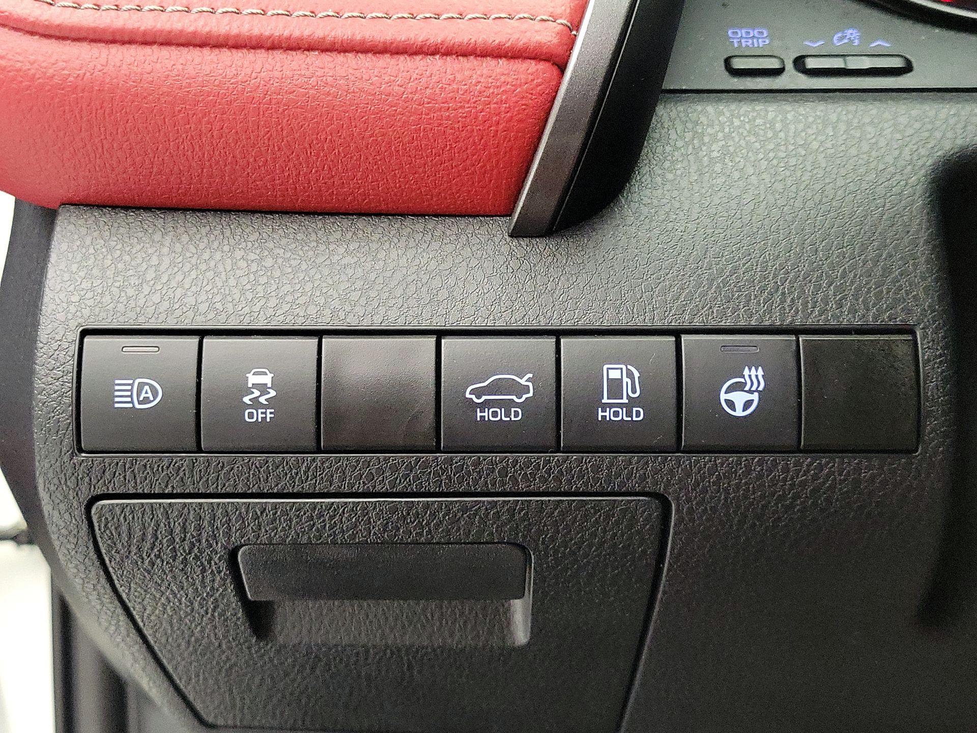 Thumbnail: 2024 Toyota Camry - 13