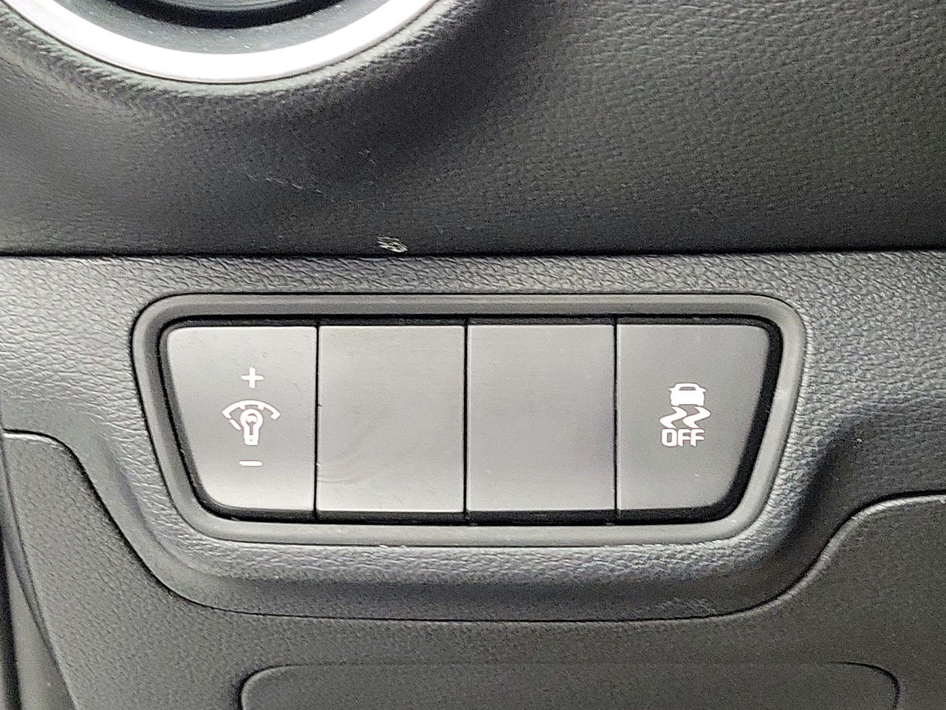 Thumbnail: 2024 Kia Forte - 13