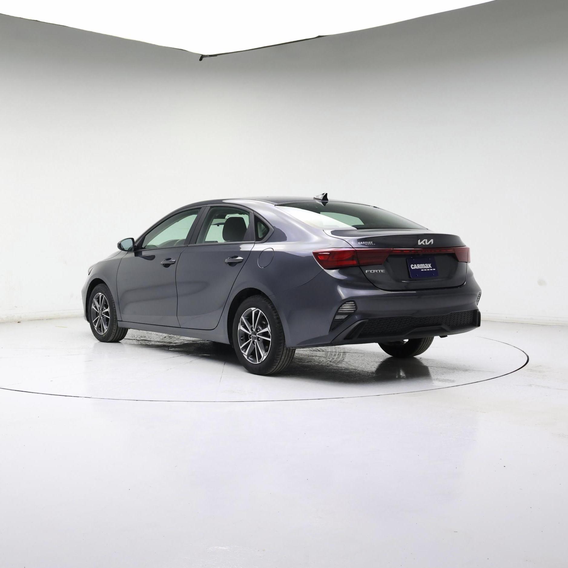 Thumbnail: 2024 Kia Forte - 2