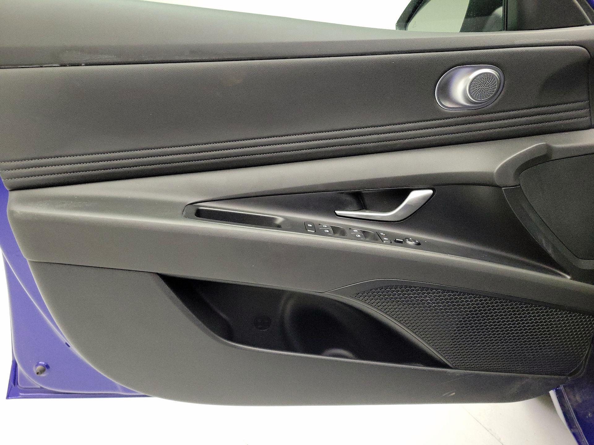 Thumbnail: 2024 Hyundai Elantra - 12