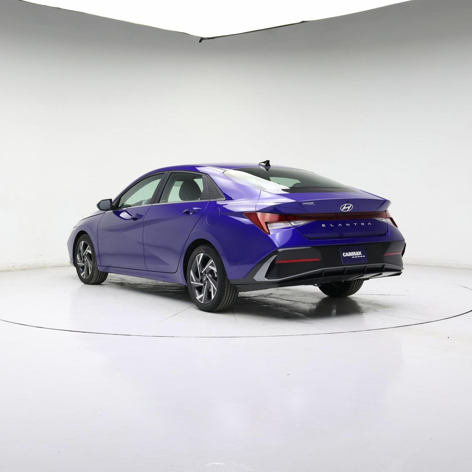 Thumbnail: 2024 Hyundai Elantra - 2