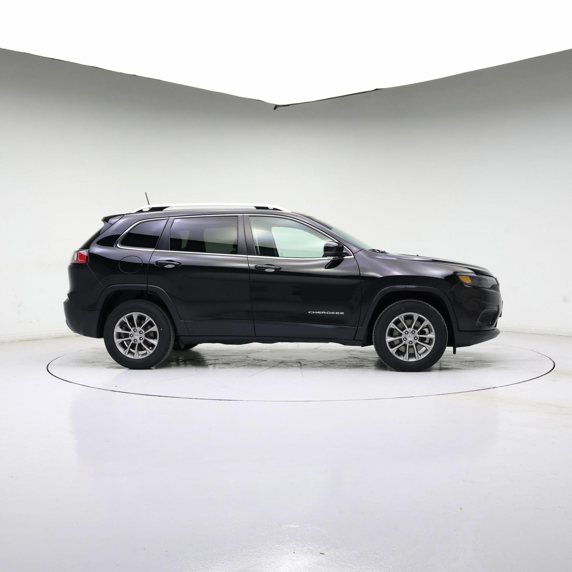 Thumbnail: 2021 Jeep Cherokee - 7
