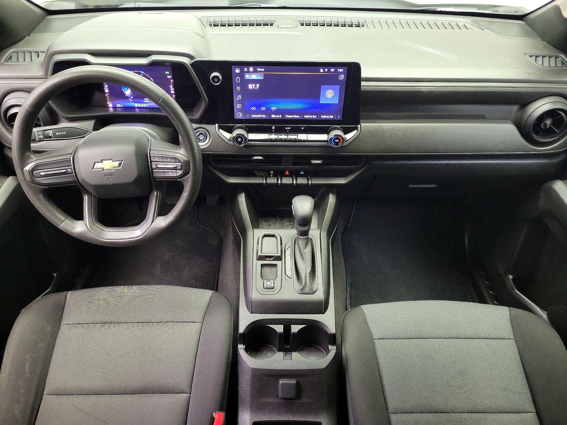 Thumbnail: 2023 Chevrolet Colorado - 9