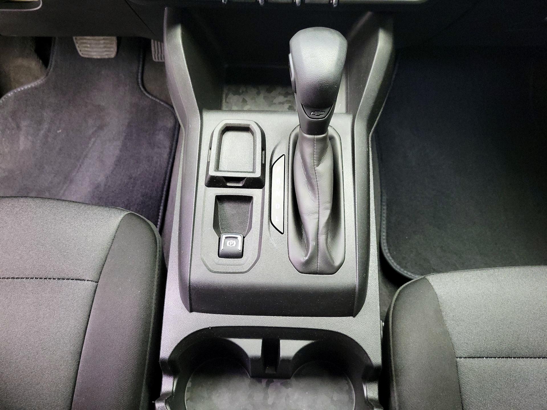 Thumbnail: 2023 Chevrolet Colorado - 17