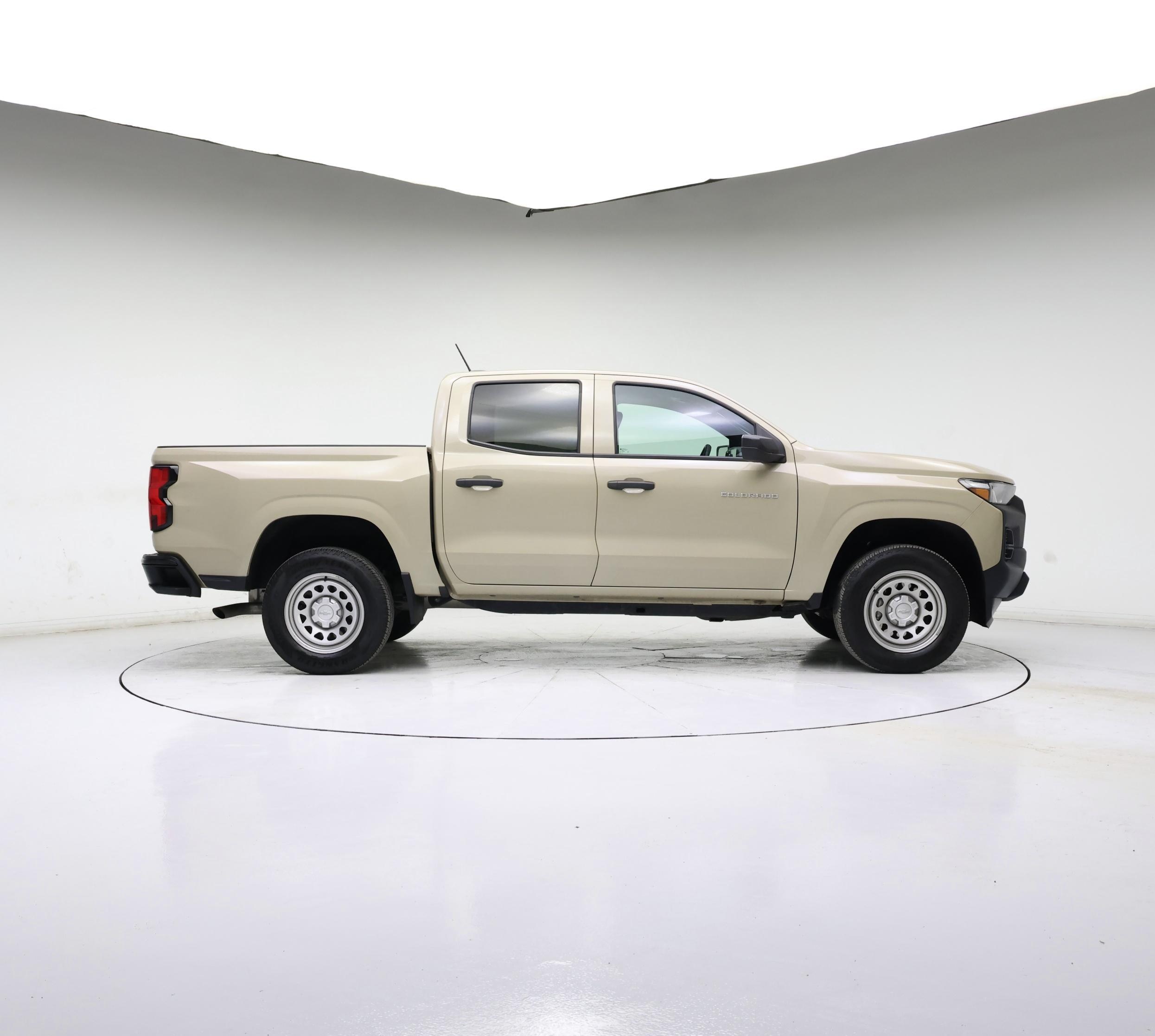 Thumbnail: 2023 Chevrolet Colorado - 7
