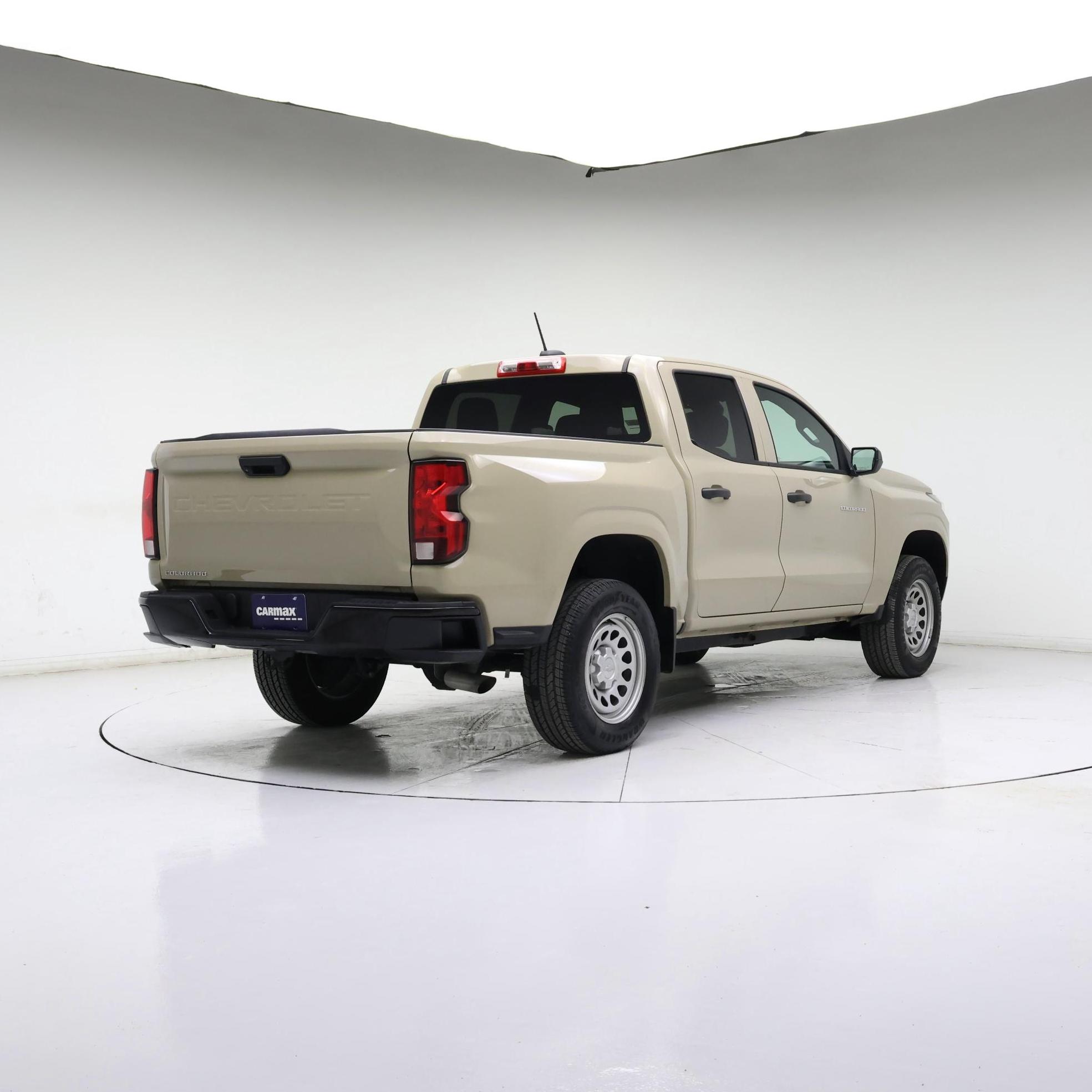 Thumbnail: 2023 Chevrolet Colorado - 8