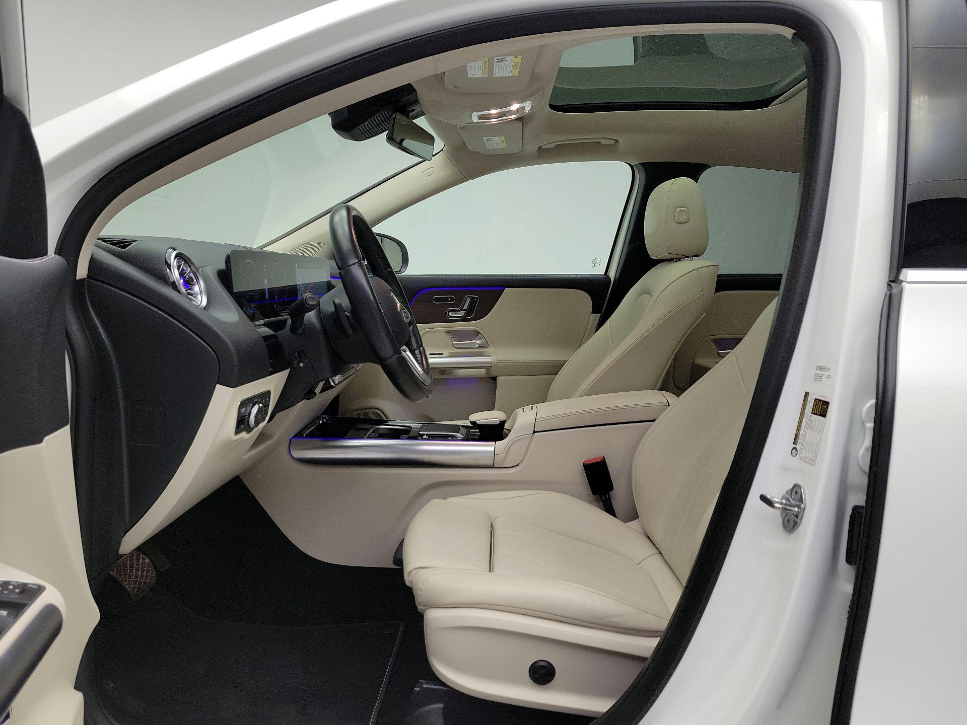 Thumbnail: 2023 Mercedes-Benz GLA - 20