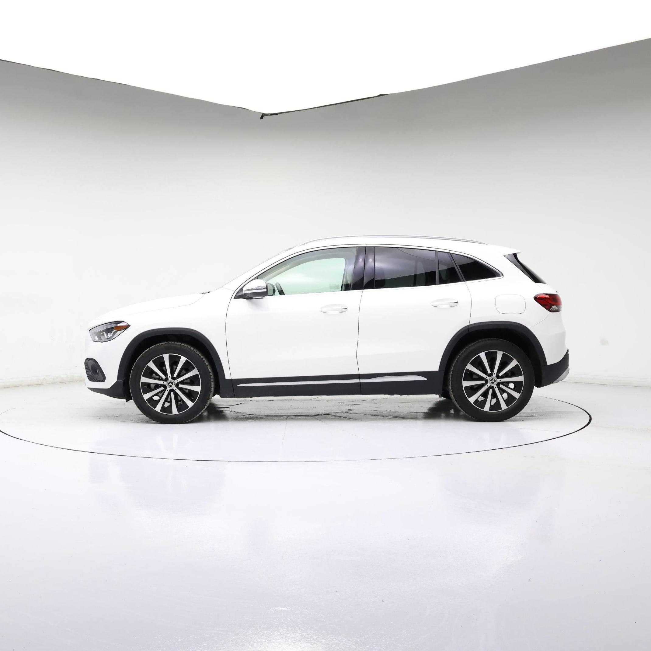 Thumbnail: 2023 Mercedes-Benz GLA - 3