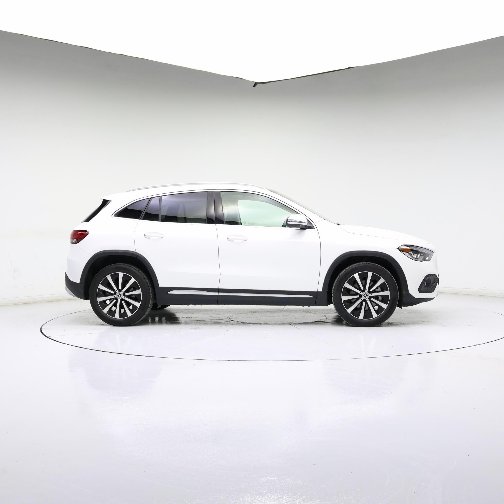 Thumbnail: 2023 Mercedes-Benz GLA - 7