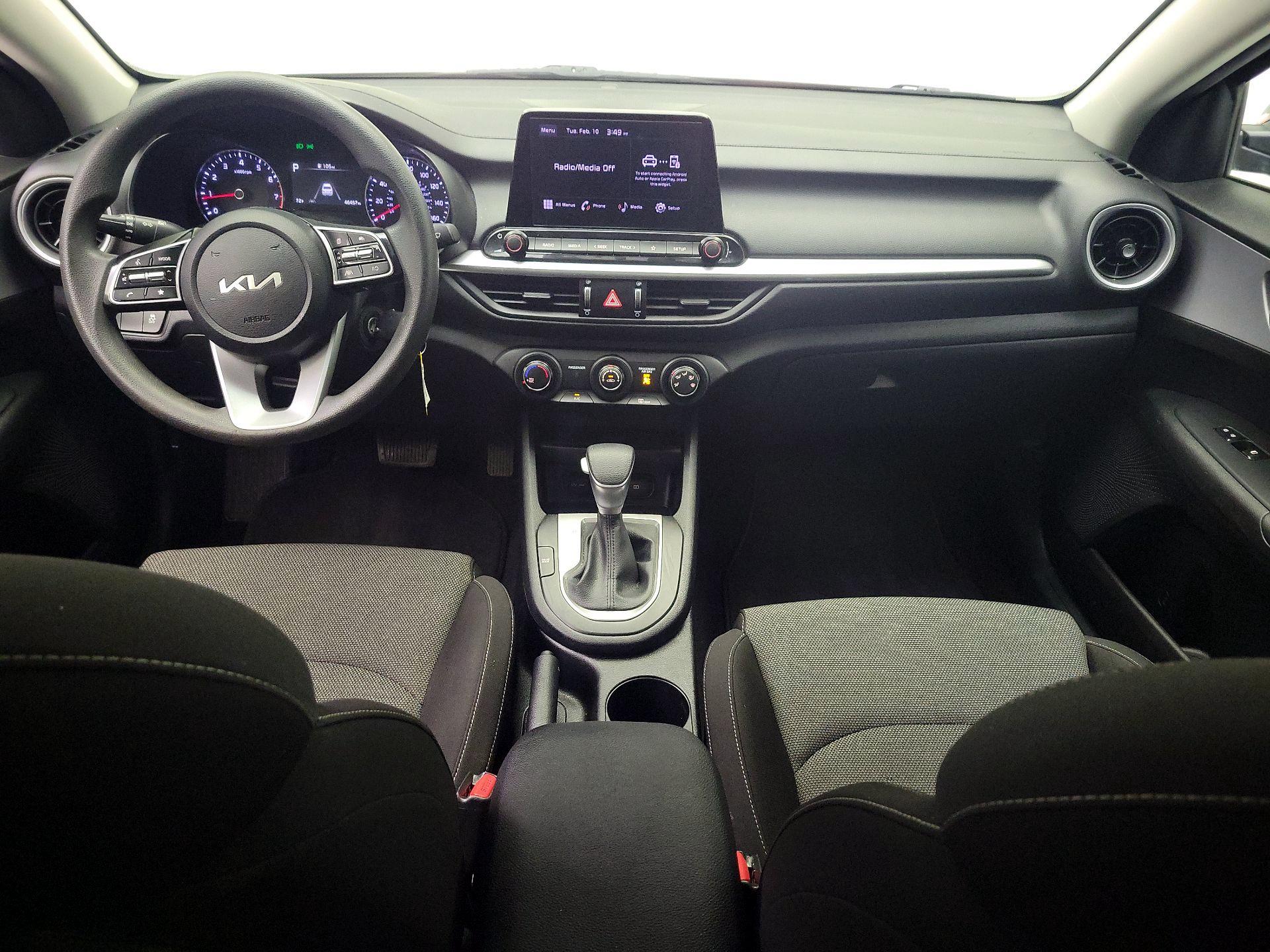 Thumbnail: 2024 Kia Forte - 9