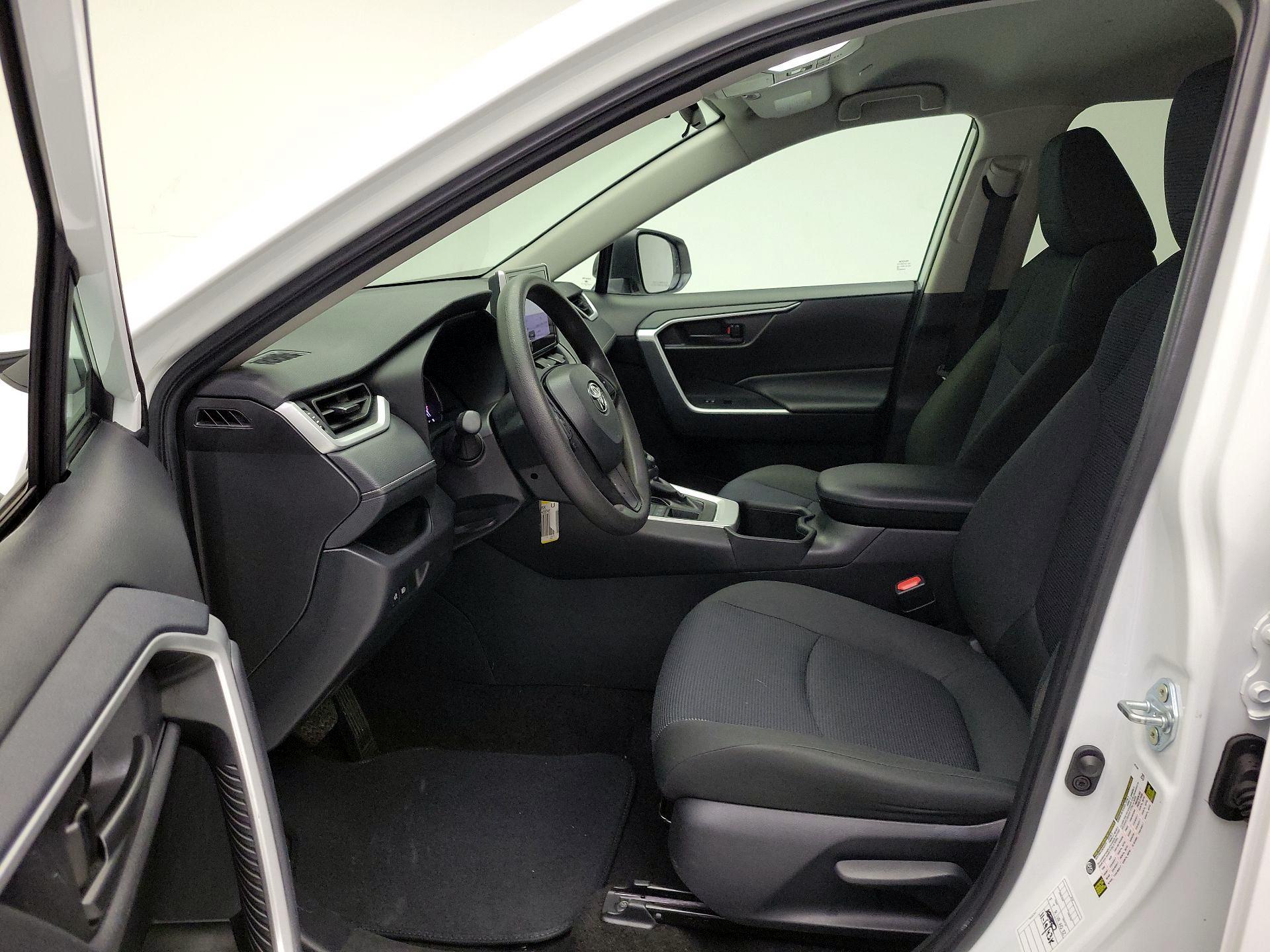 Thumbnail: 2024 Toyota RAV4 - 11