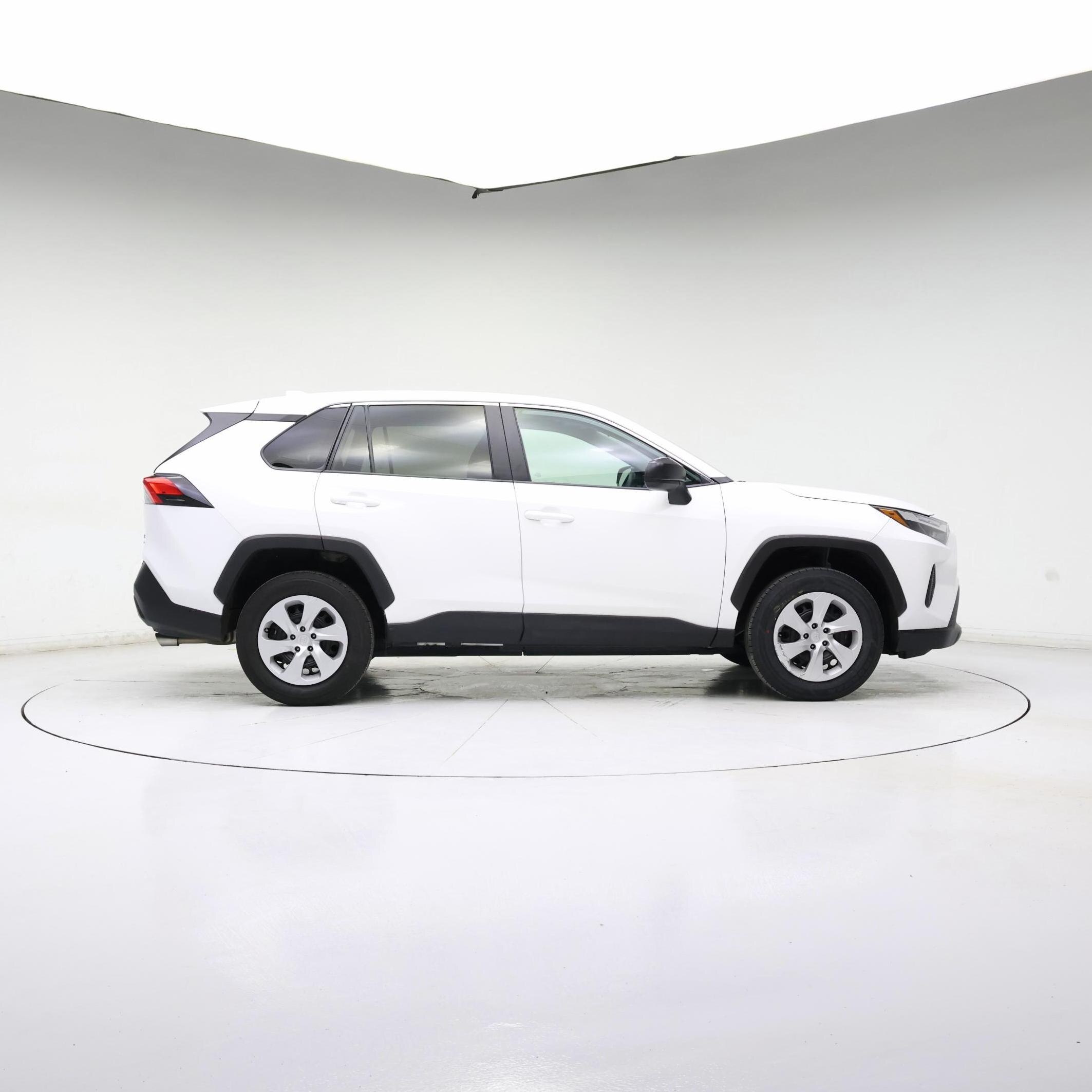 Thumbnail: 2024 Toyota RAV4 - 7